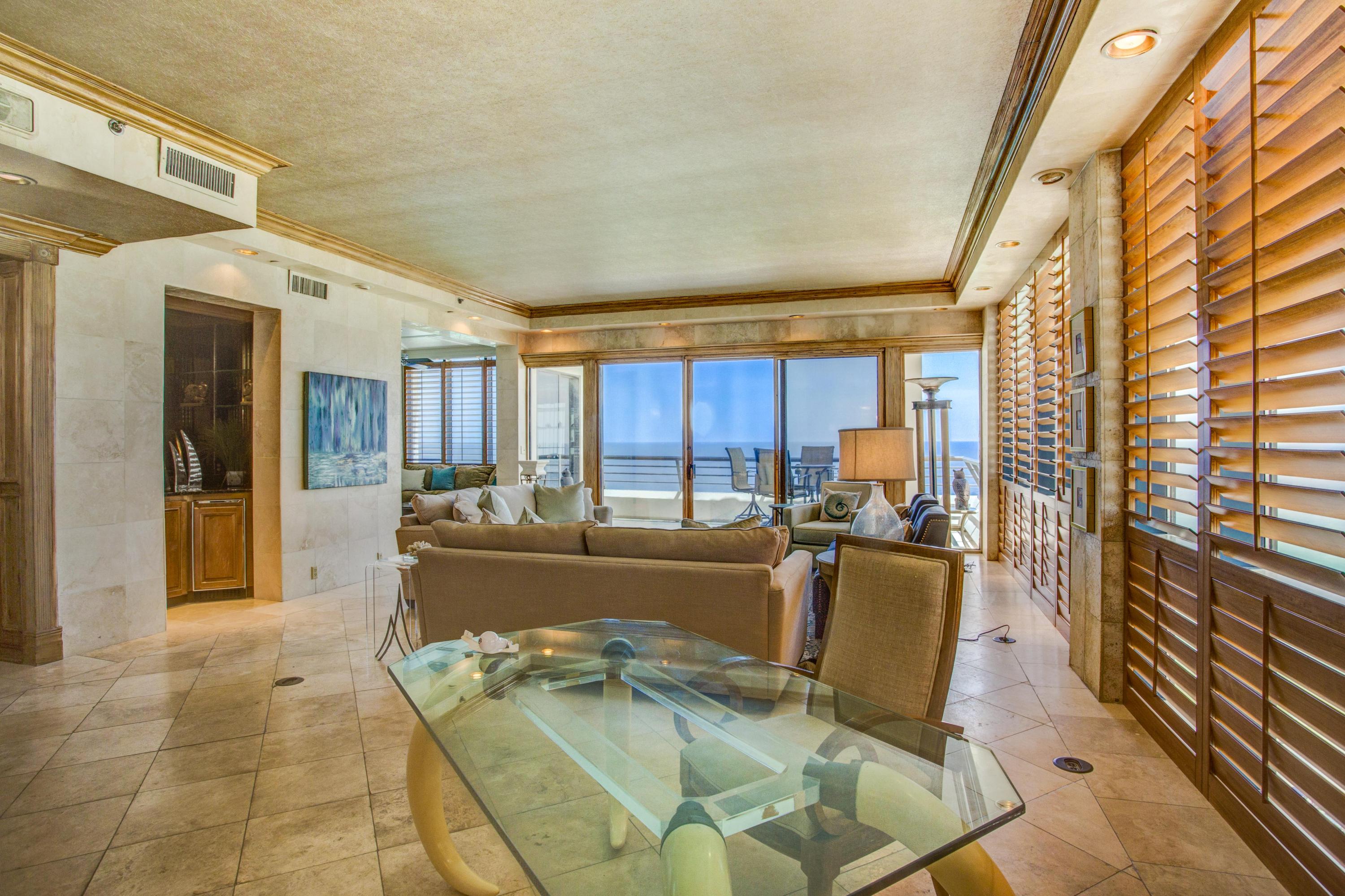 EMERALD TOWERS CONDO - Residential