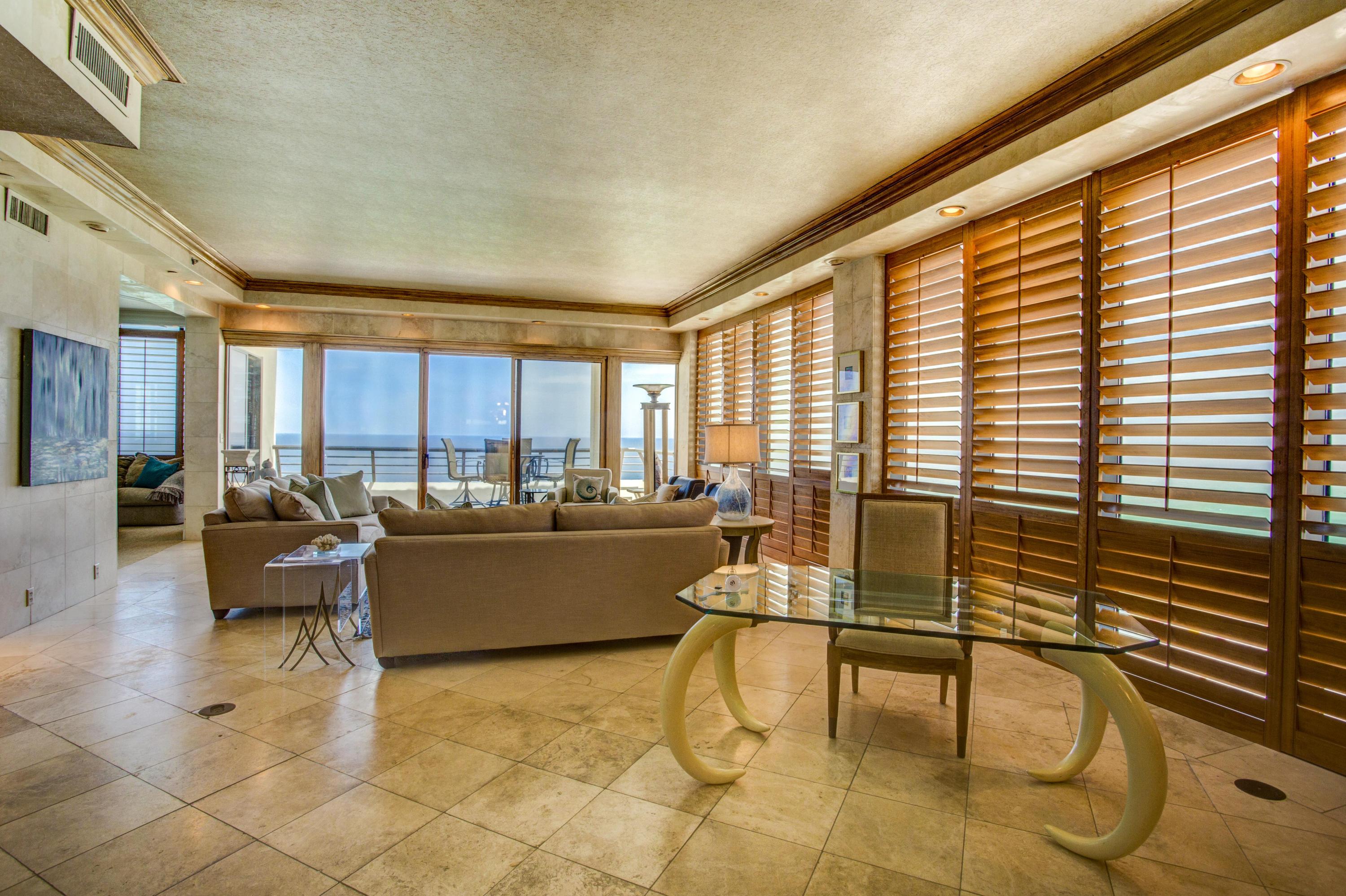 EMERALD TOWERS CONDO - Residential