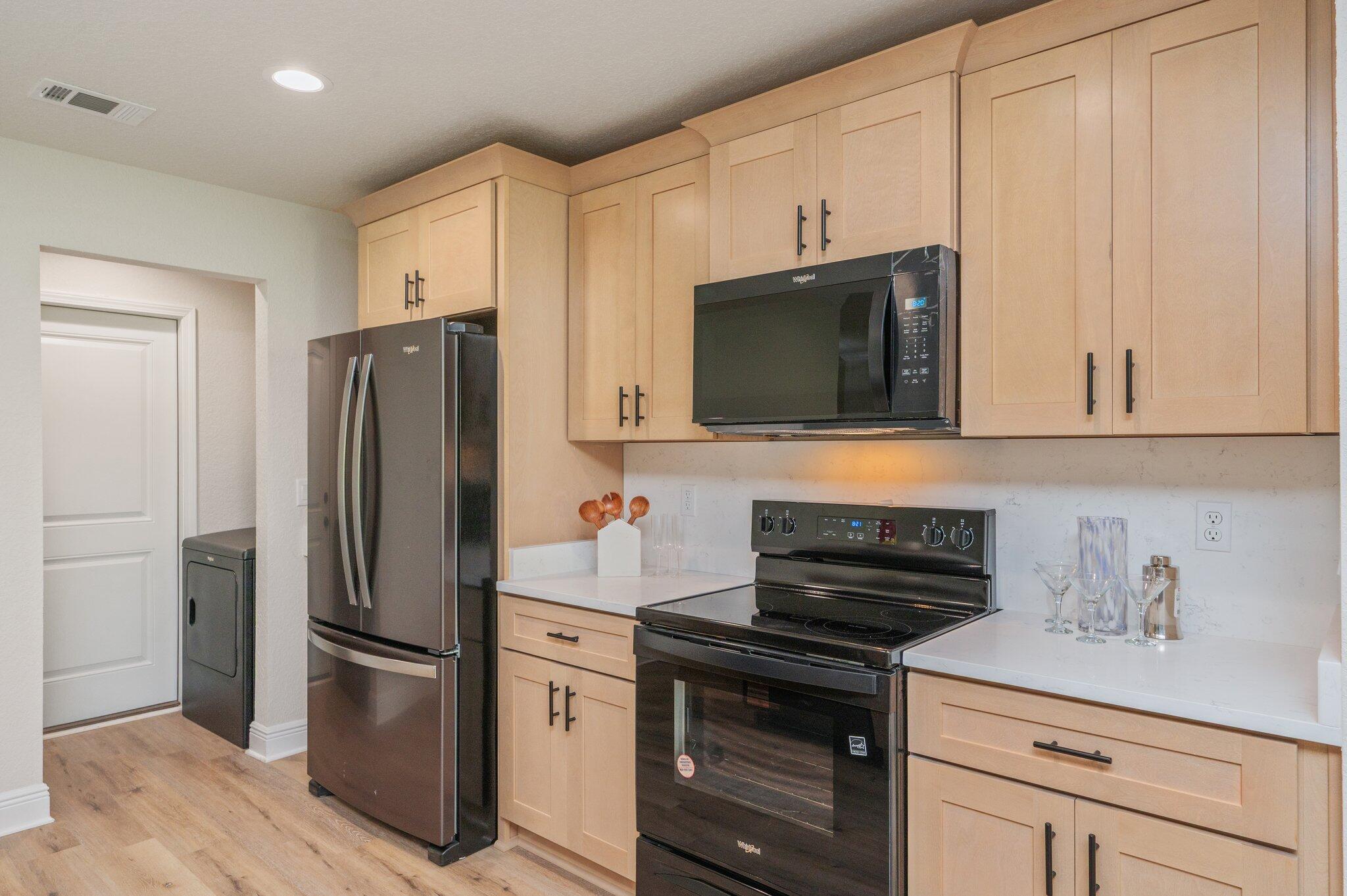 CRESTVIEW LOT 6 BLK 151 - Residential