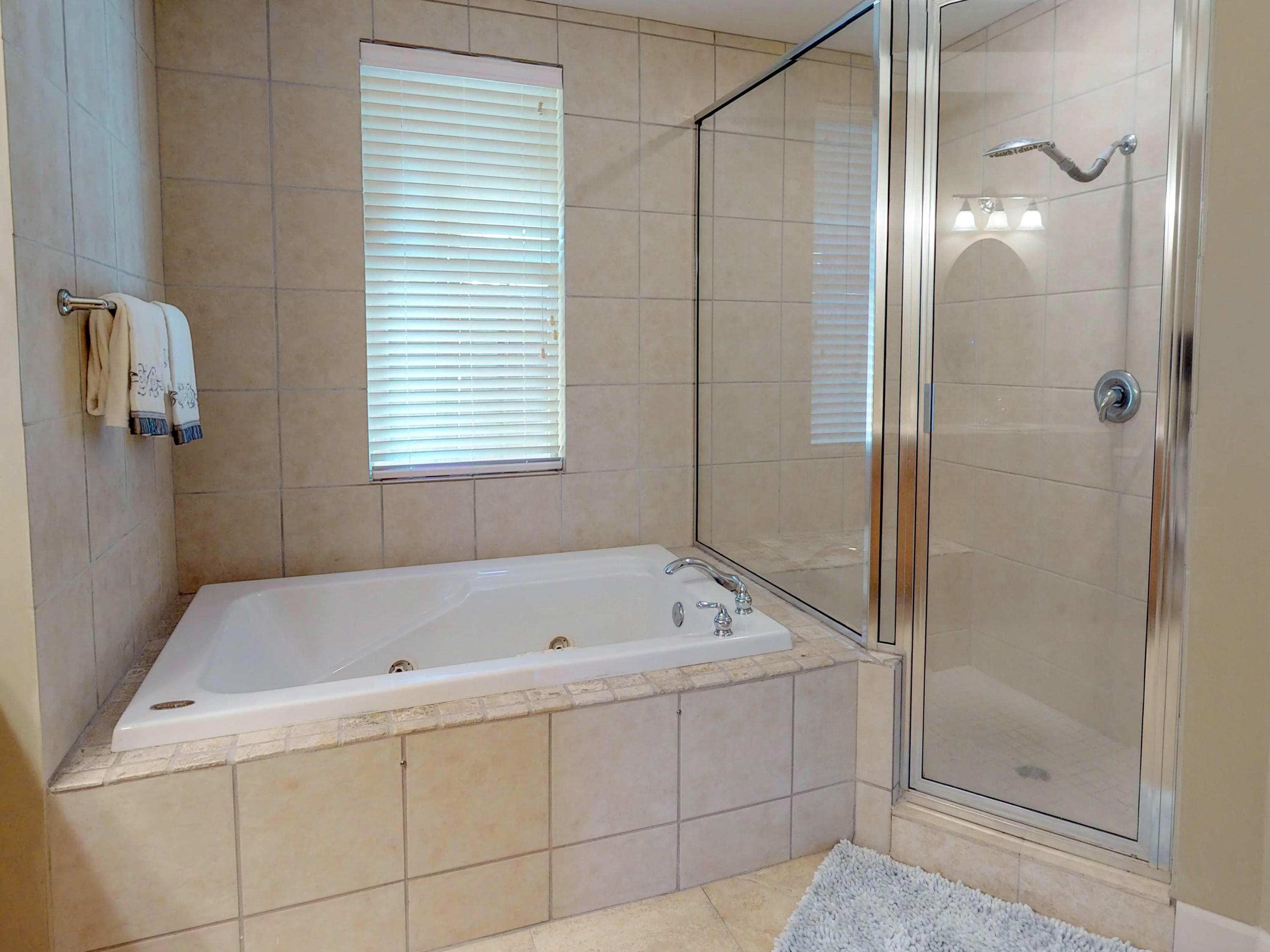 PINE RIDGE - Residential