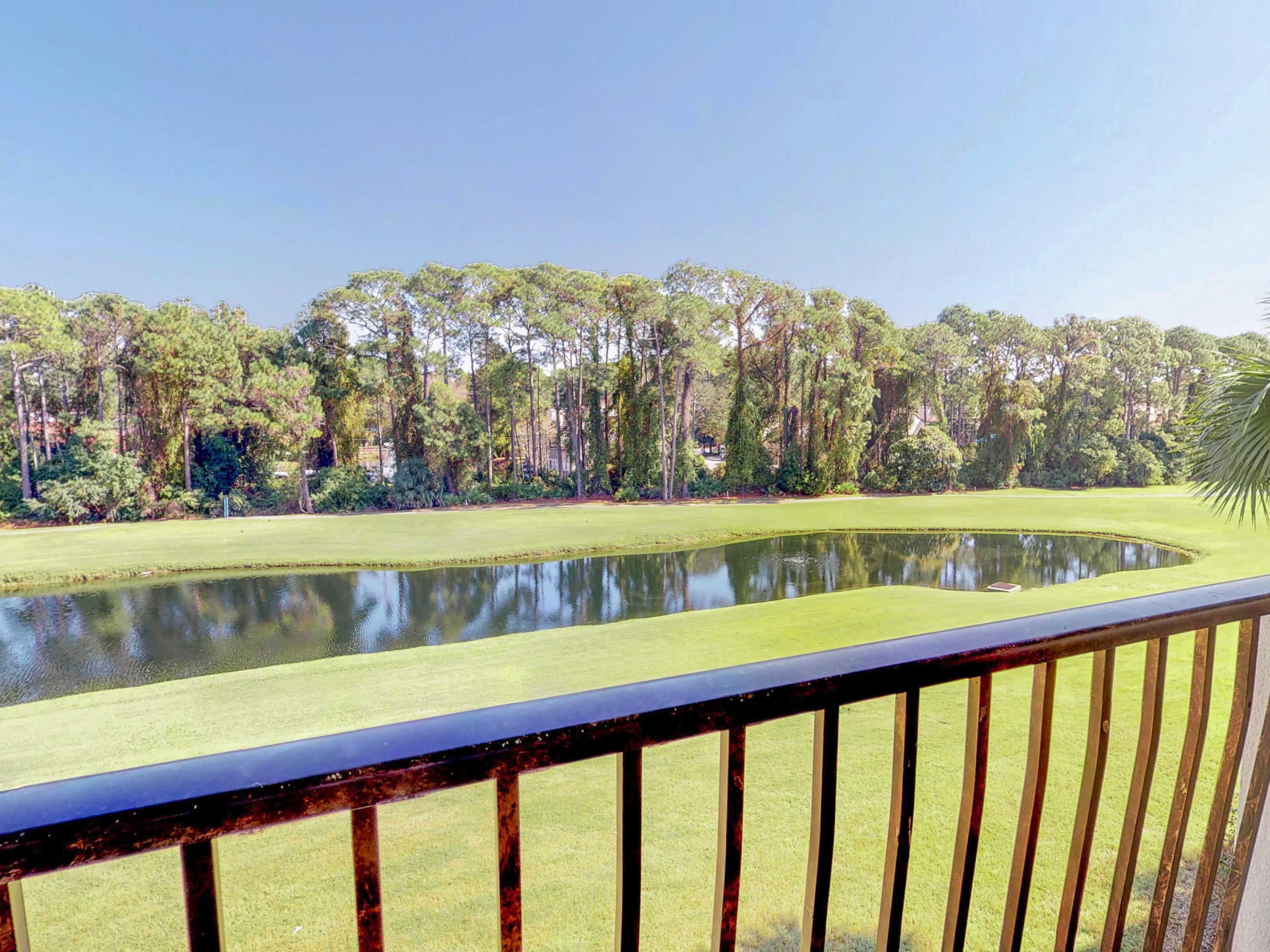 PINE RIDGE - Residential