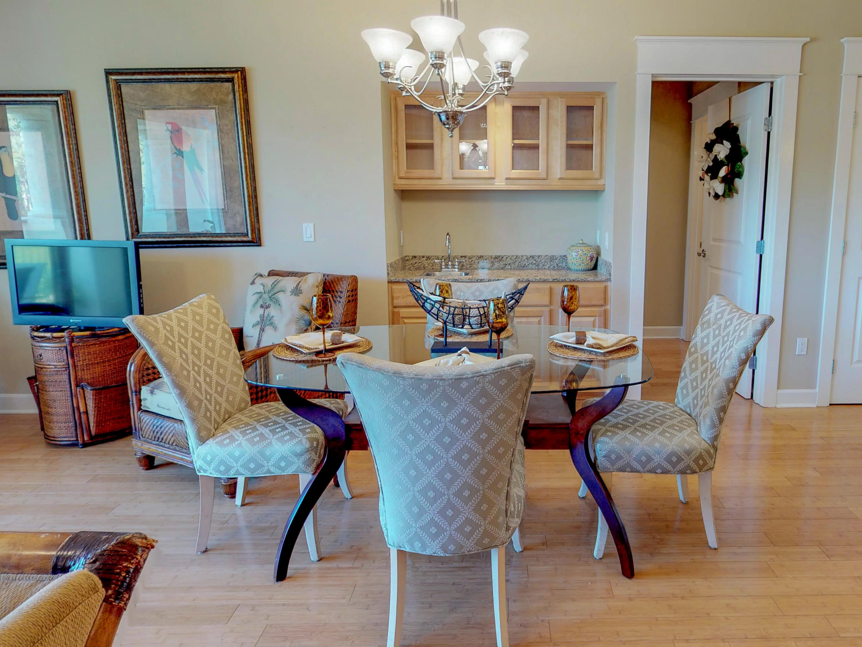 PINE RIDGE - Residential