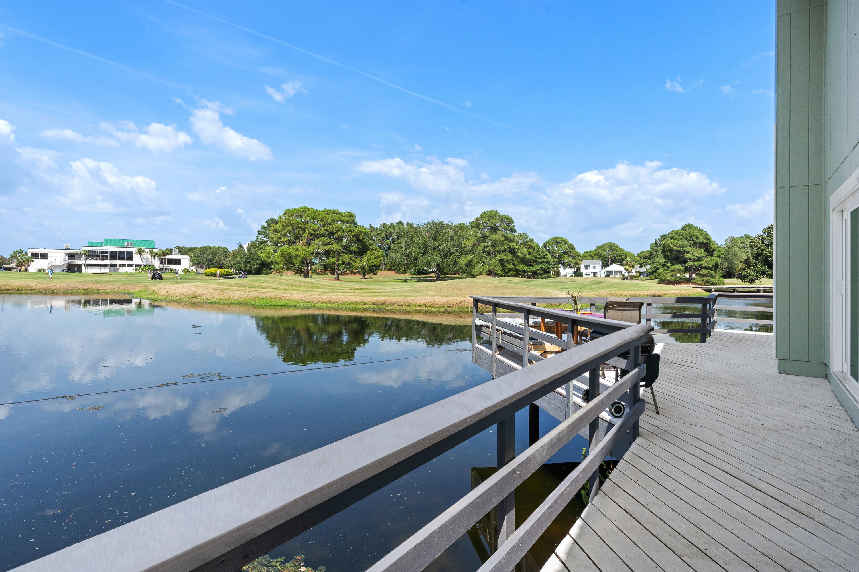 LINKSIDE VILLAGE - Residential