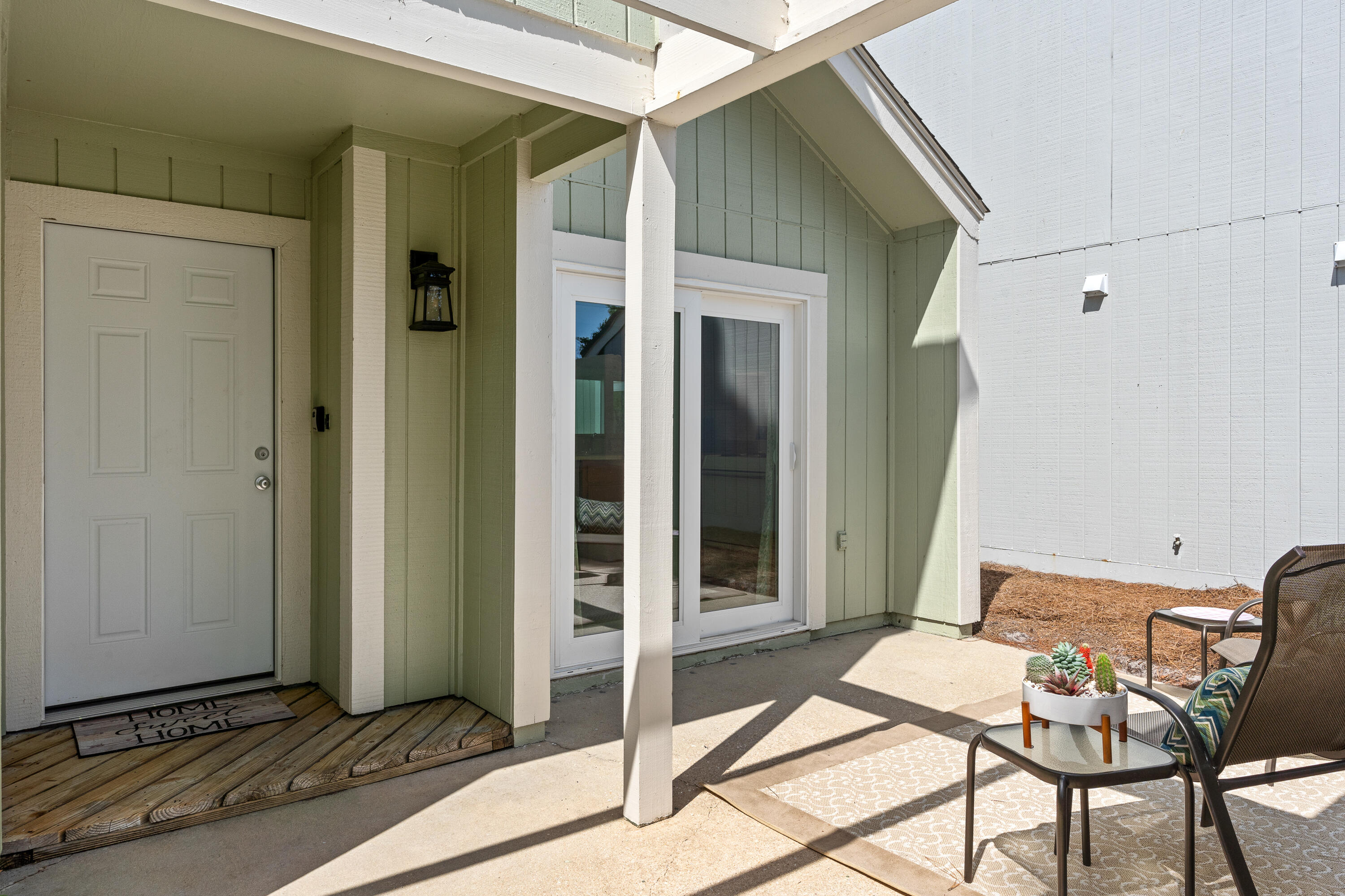 LINKSIDE VILLAGE - Residential