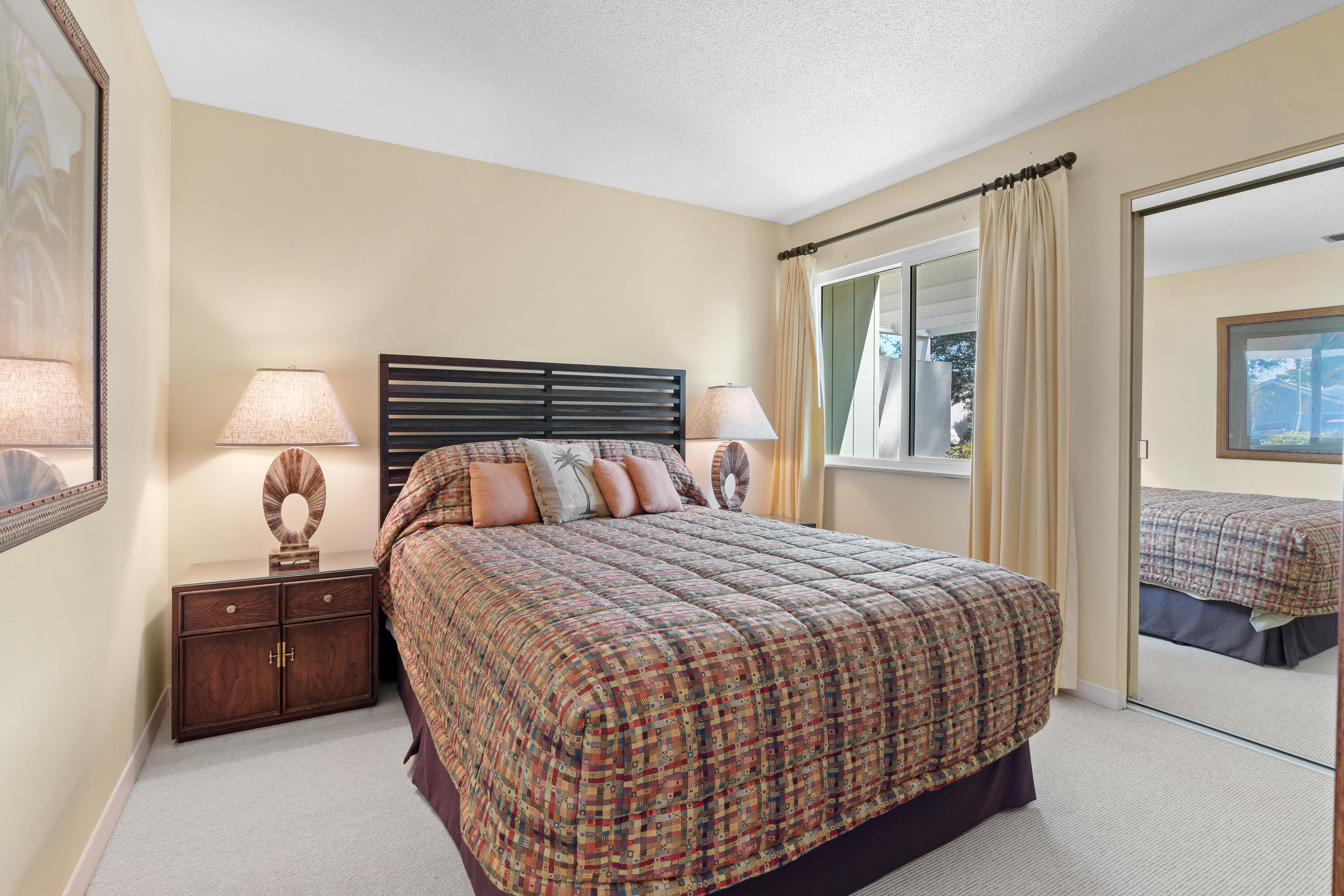 LINKSIDE VILLAGE - Residential