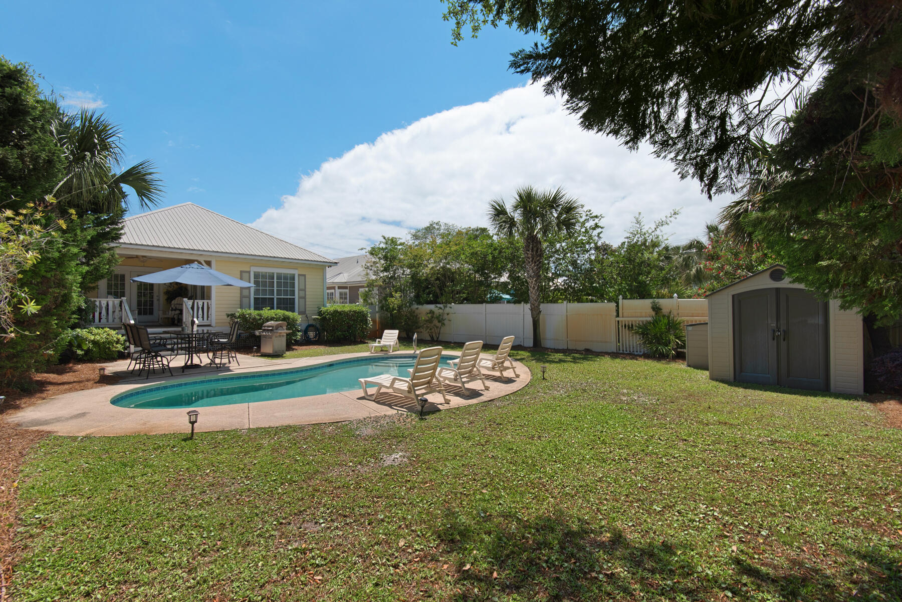 CRYSTAL BEACH - Residential