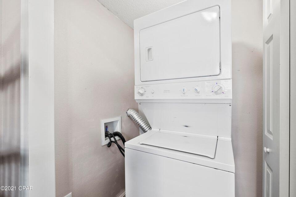 MAJESTIC BEACH TOWERS I - Residential