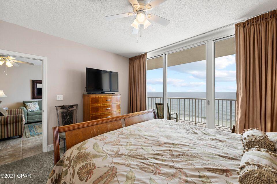 MAJESTIC BEACH TOWERS I - Residential