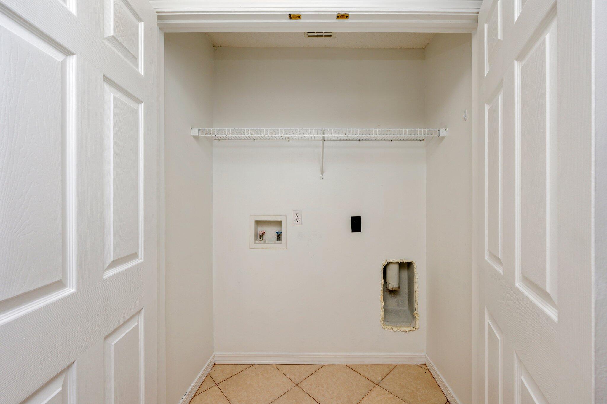 SOUTHWAY ESTATES 2ND ADDN - Residential