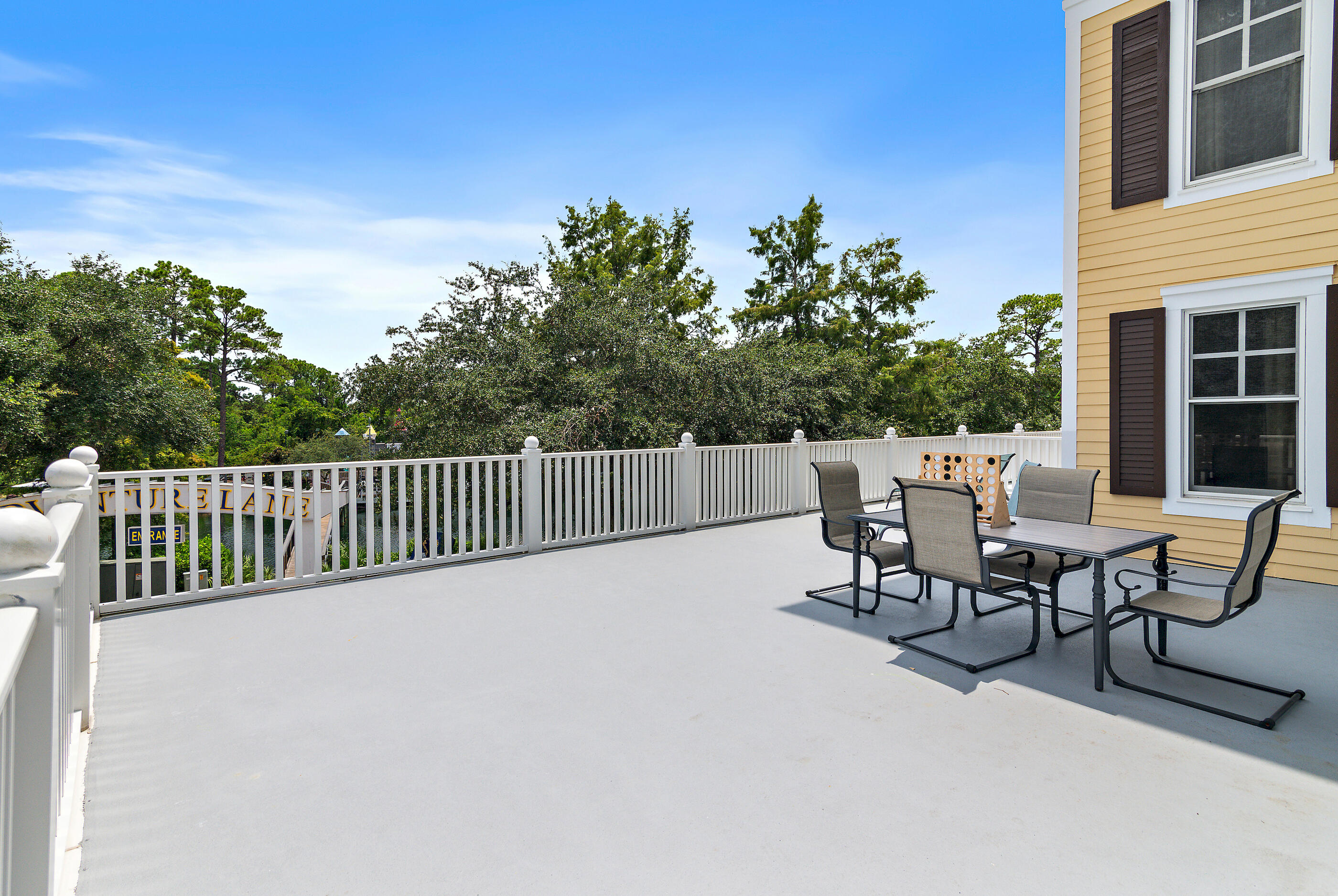 OBSERVATION POINT - Residential