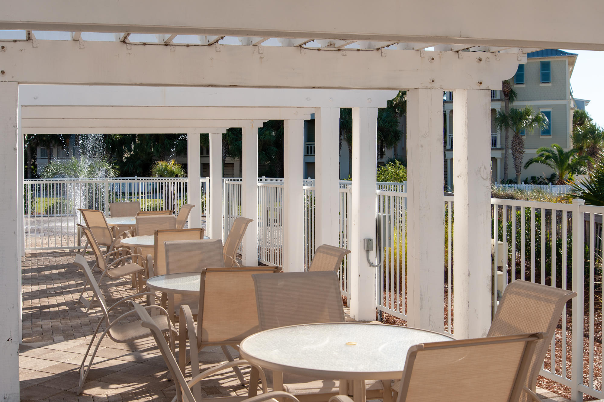 MAGNOLIA HOUSE - Residential