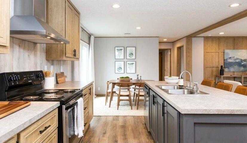 OAKWOOD HILLS UNIT 3 - Residential