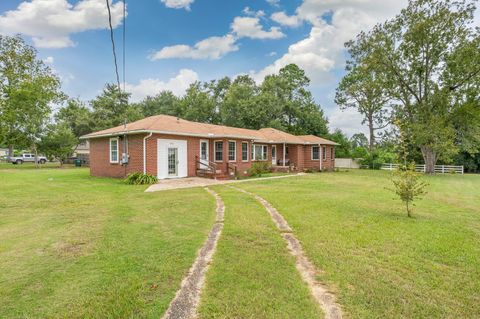 A home in Florala