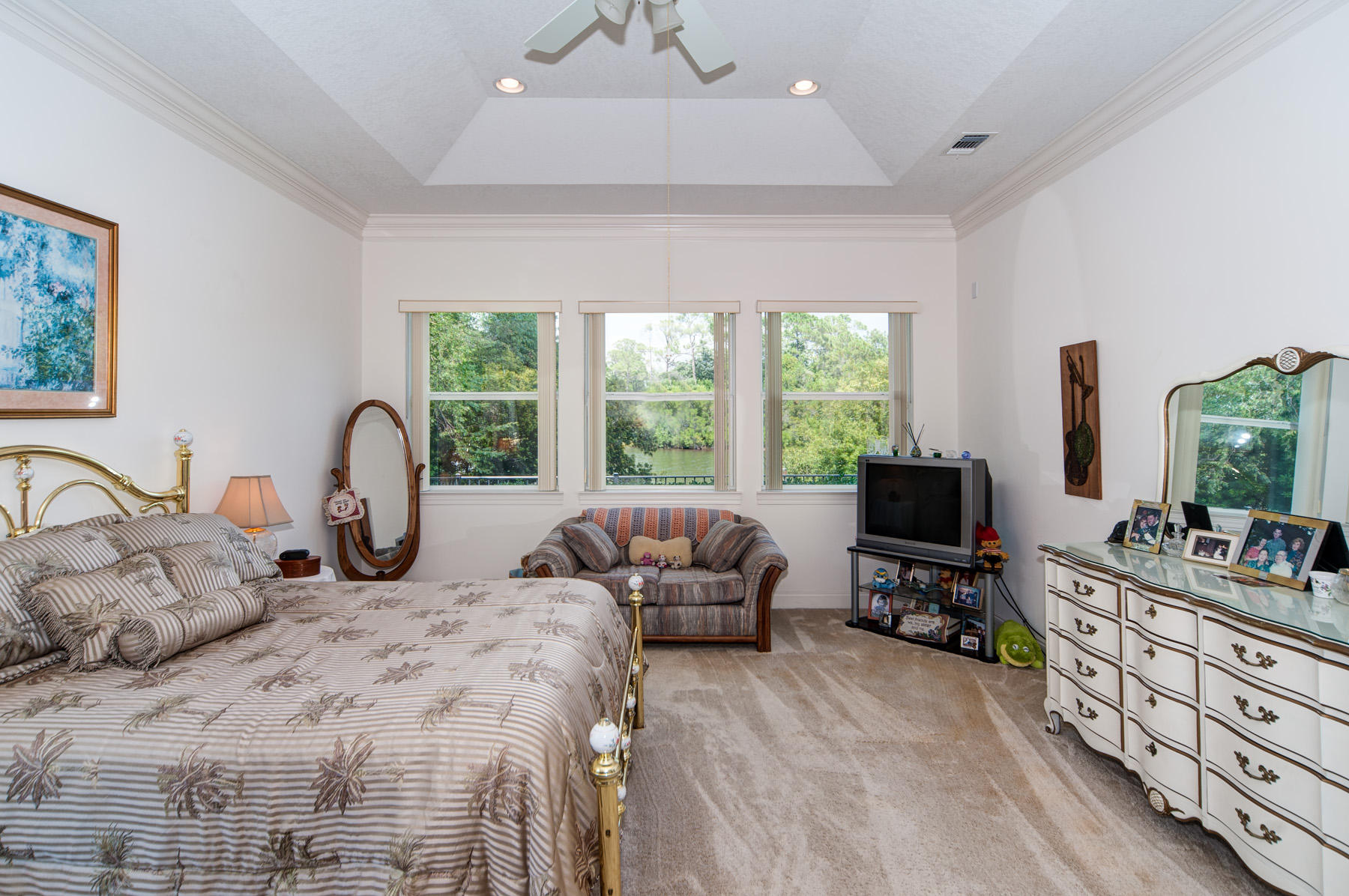 EMERALD LAKES PH 3 - Residential