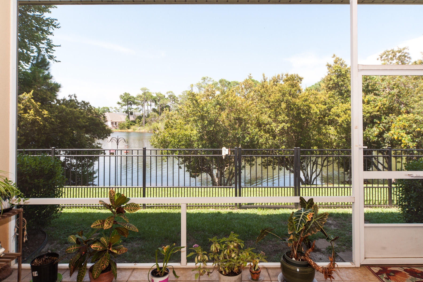 EMERALD LAKES PH 3 - Residential