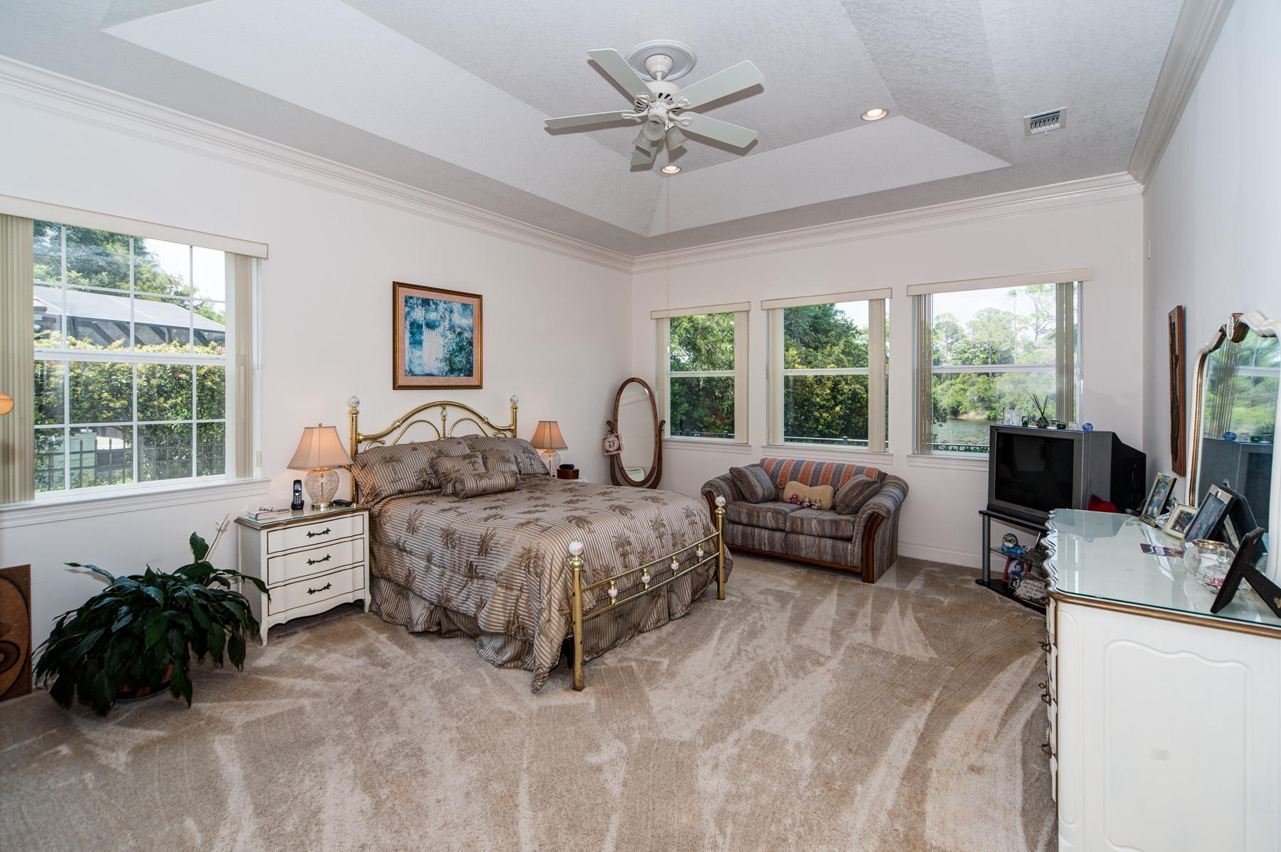 EMERALD LAKES PH 3 - Residential