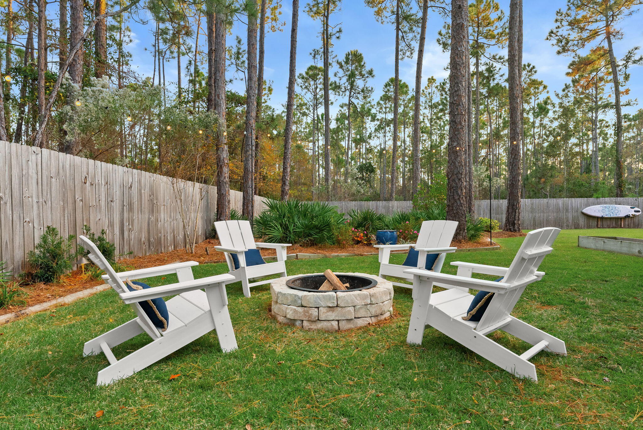 WHISPERING PINES - Residential