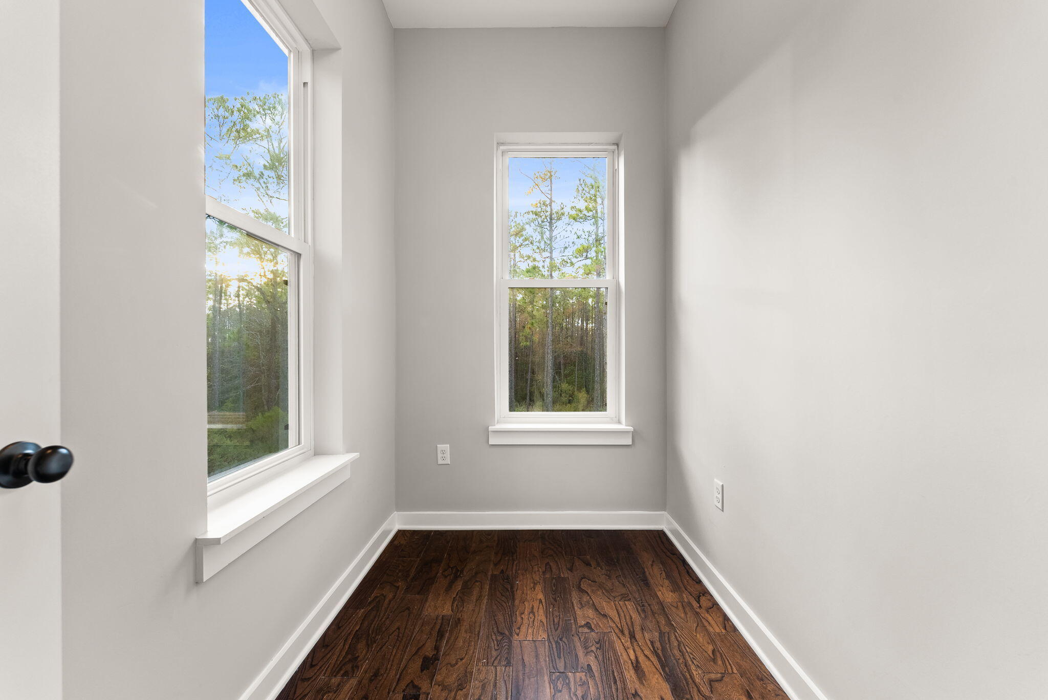 WHISPERING PINES - Residential