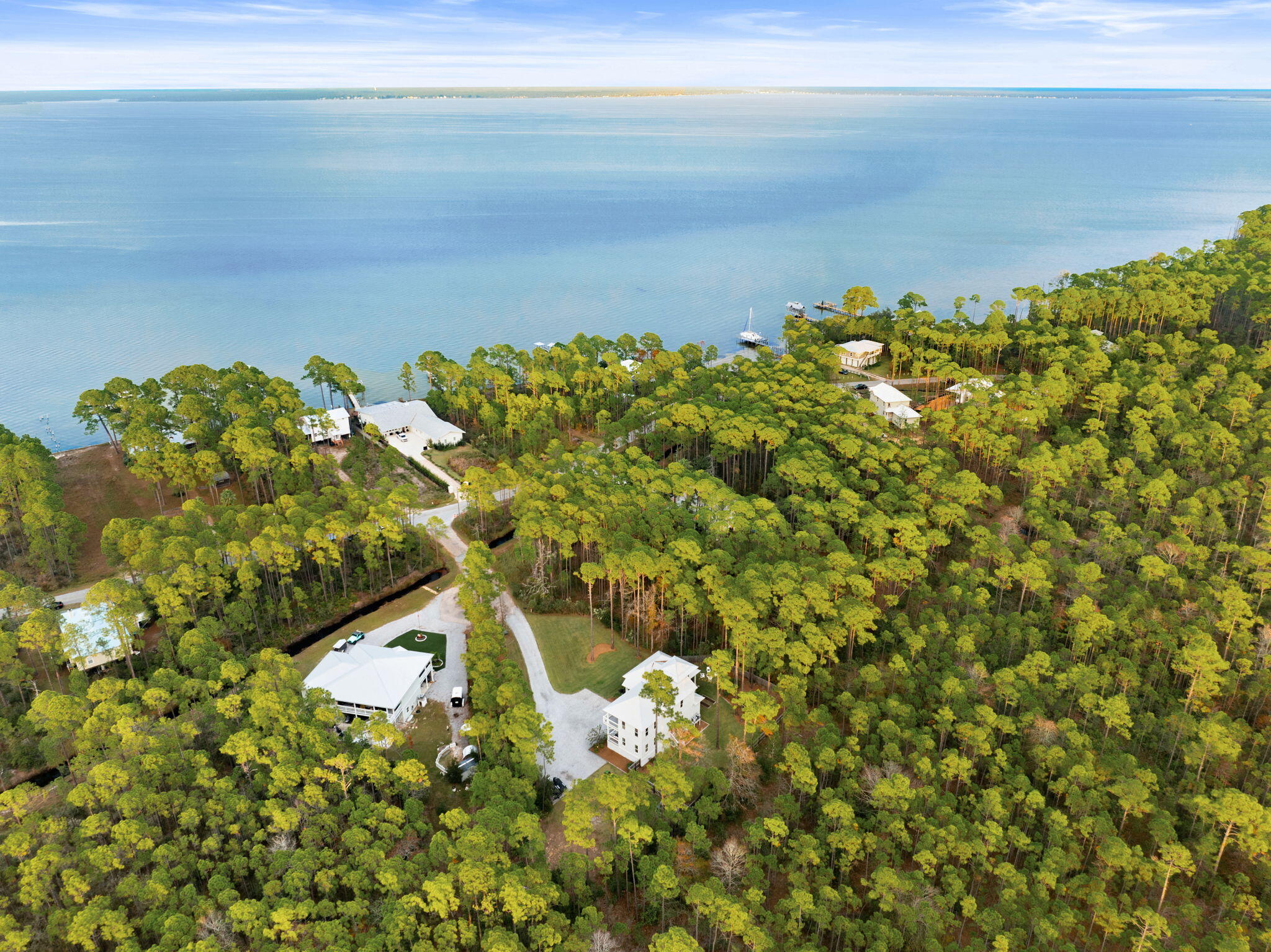 WHISPERING PINES - Residential