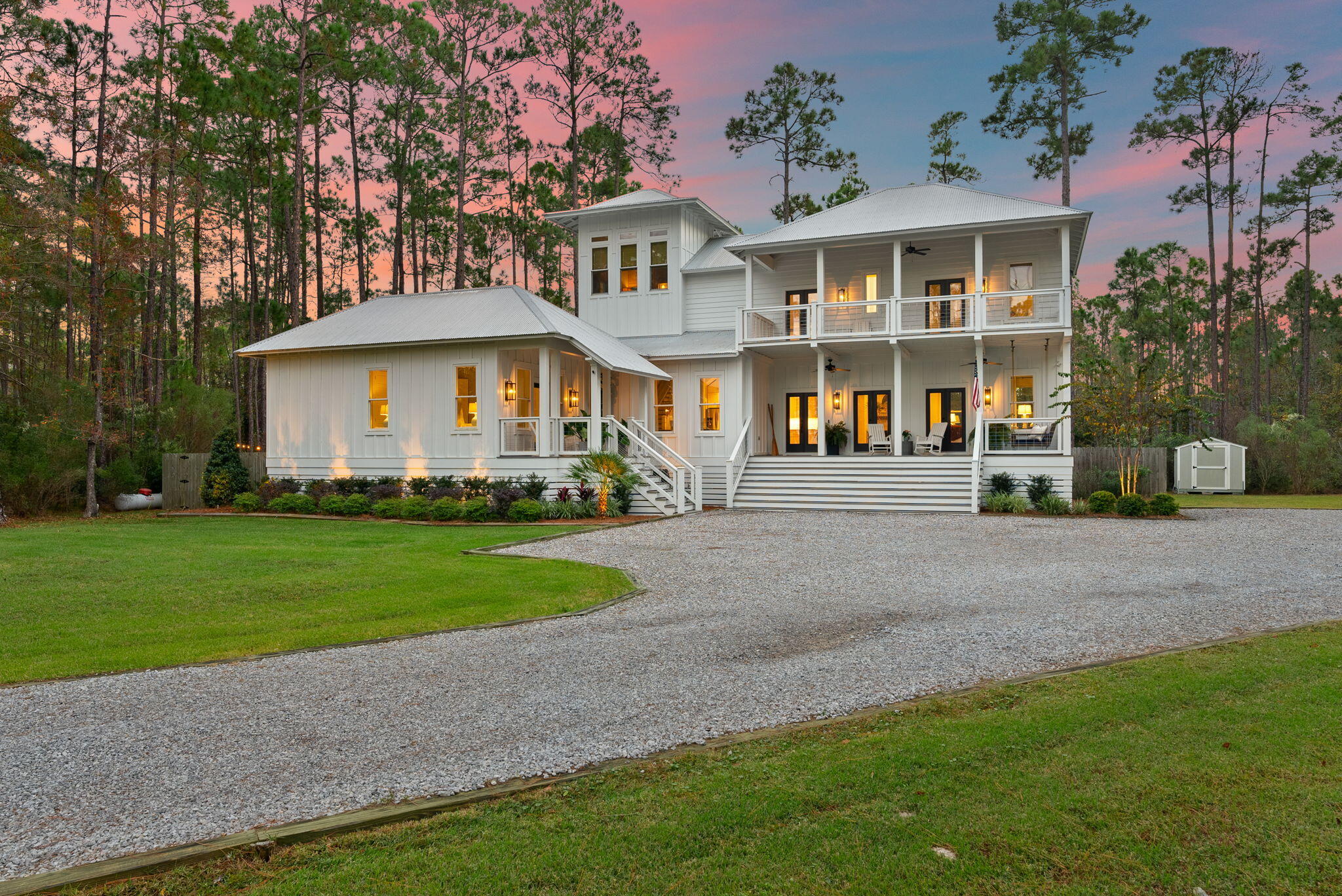 WHISPERING PINES - Residential