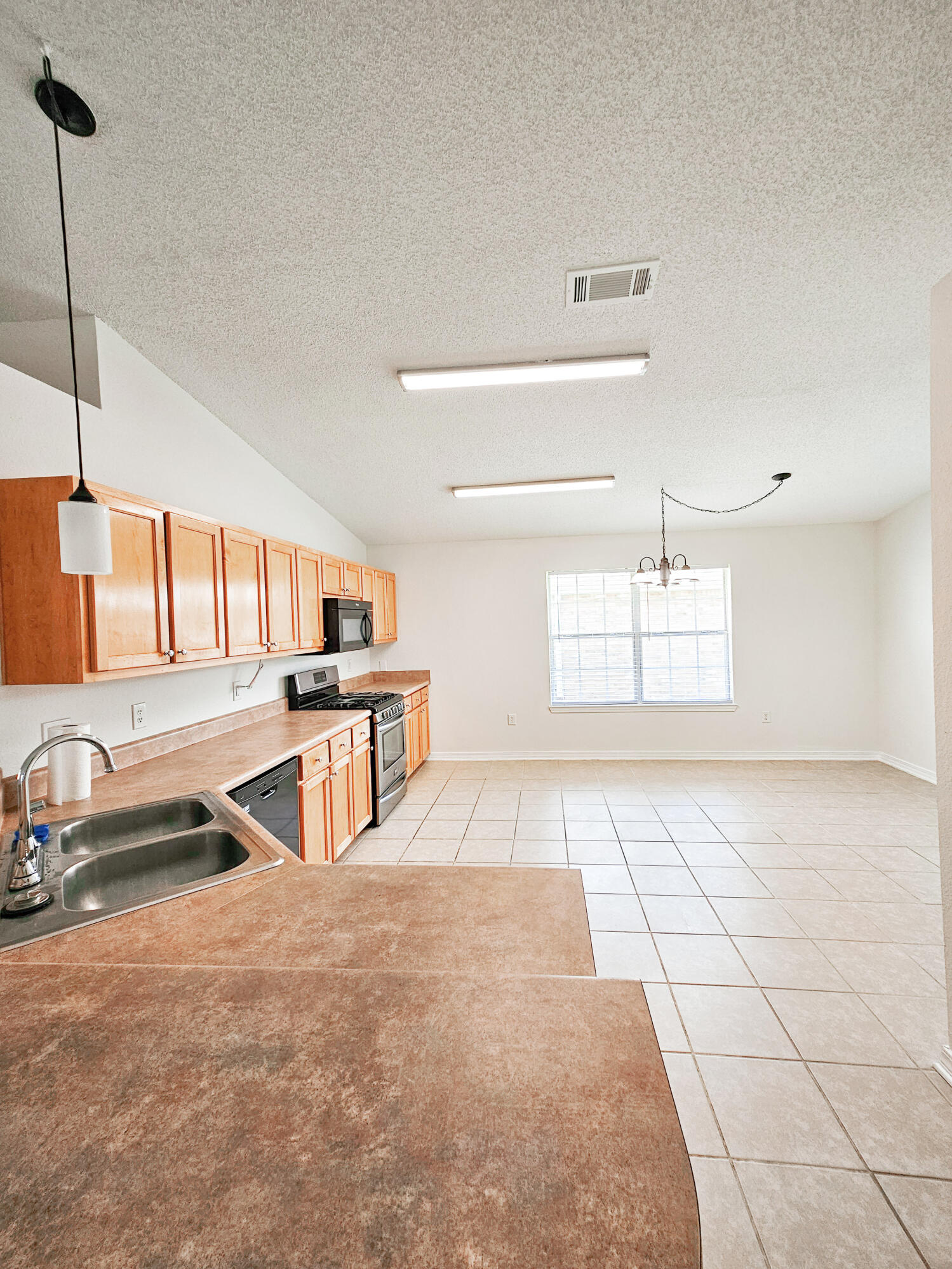 JAIMEE'S RIDGE - Residential