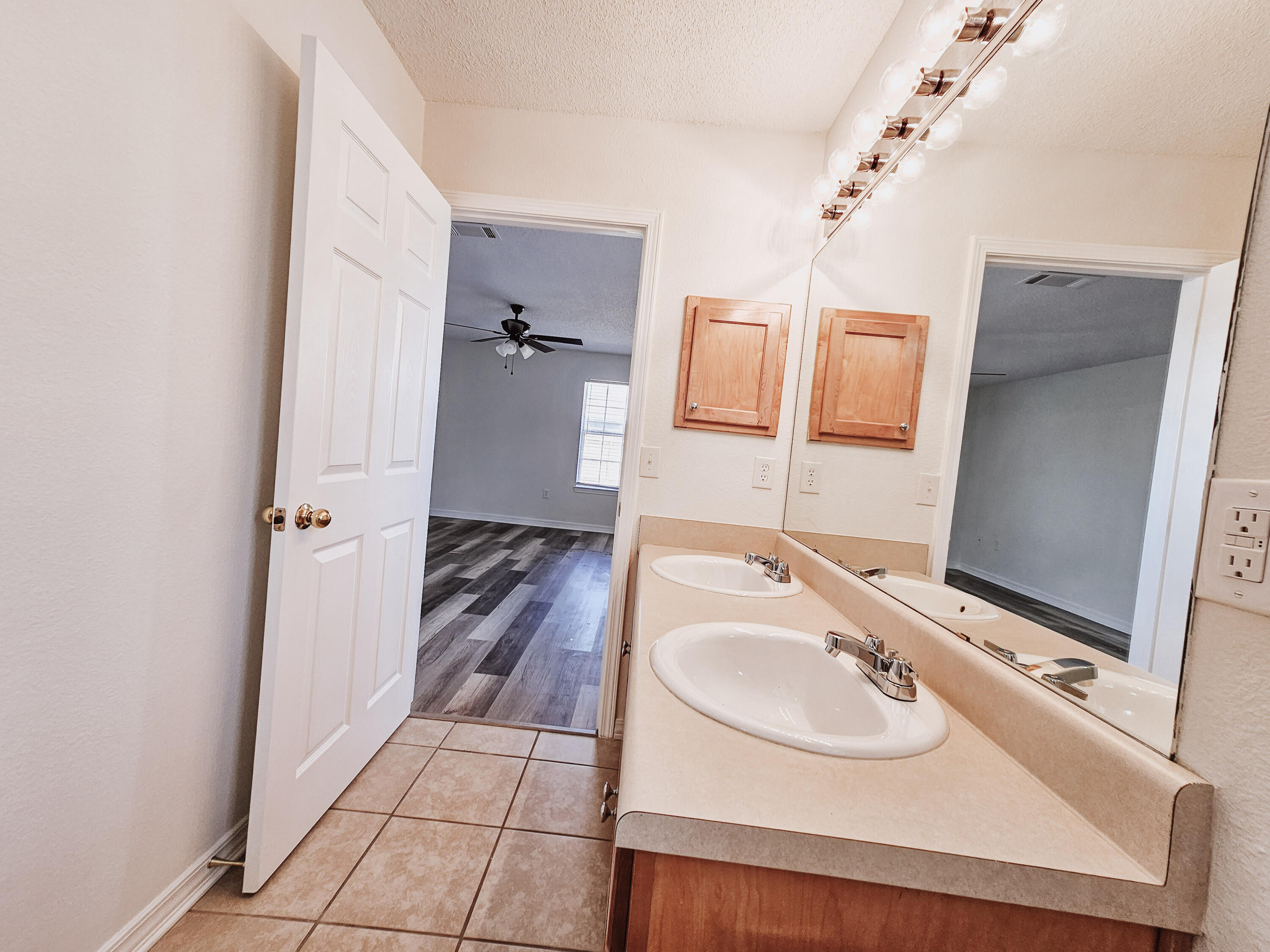 JAIMEE'S RIDGE - Residential