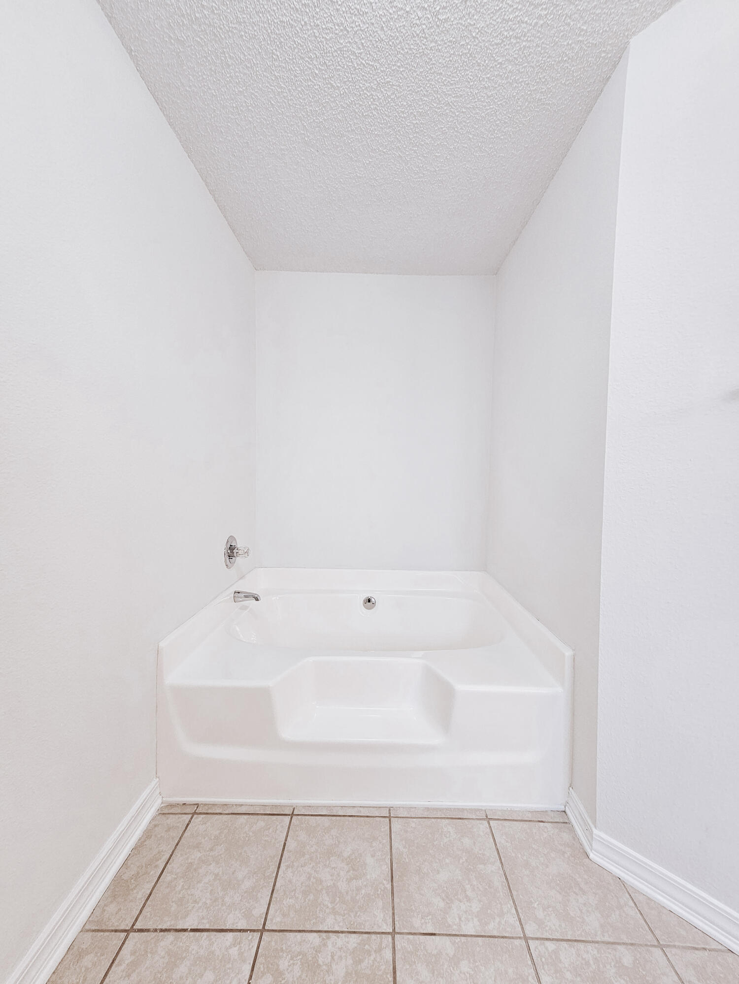 JAIMEE'S RIDGE - Residential