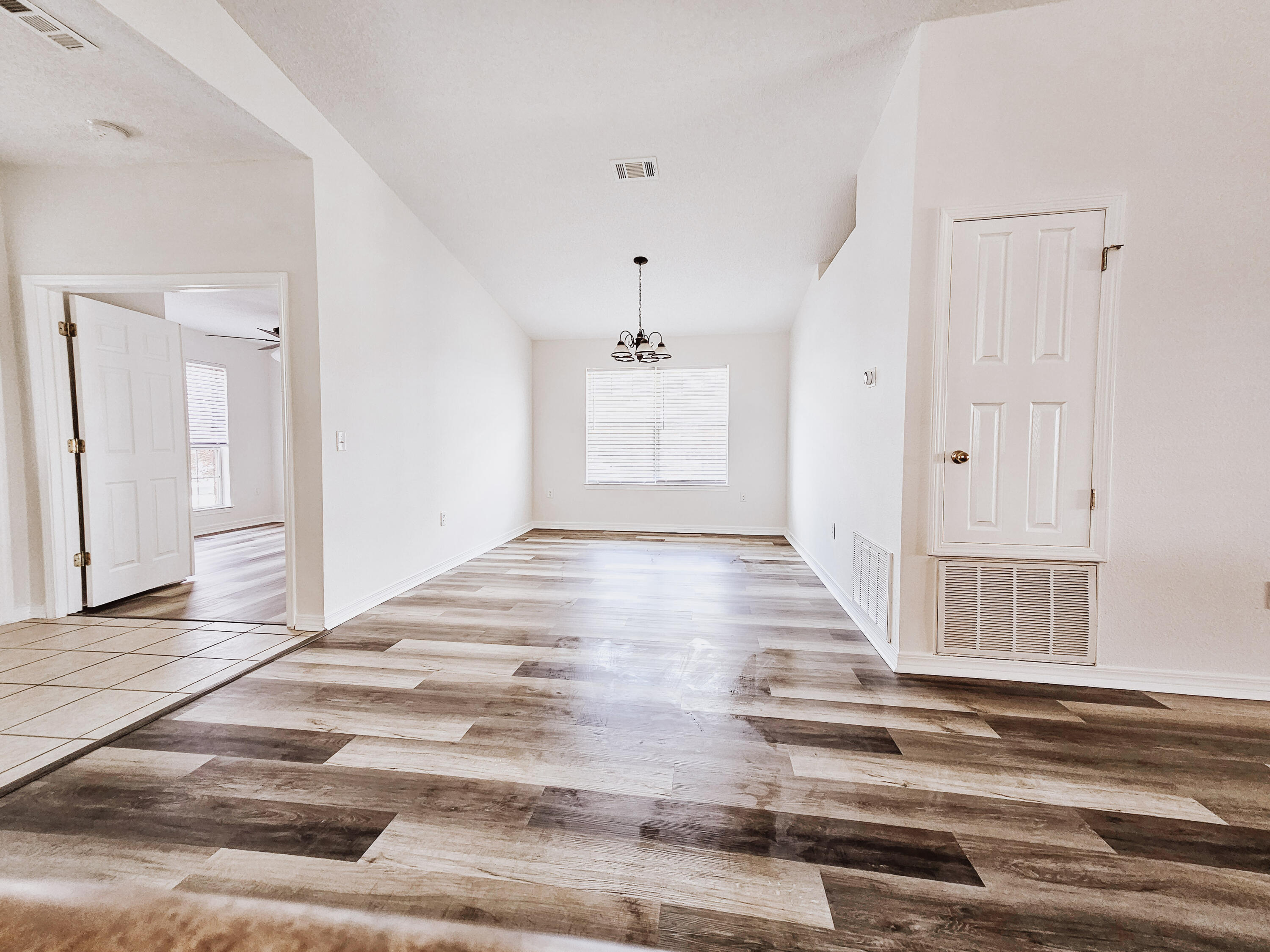 JAIMEE'S RIDGE - Residential