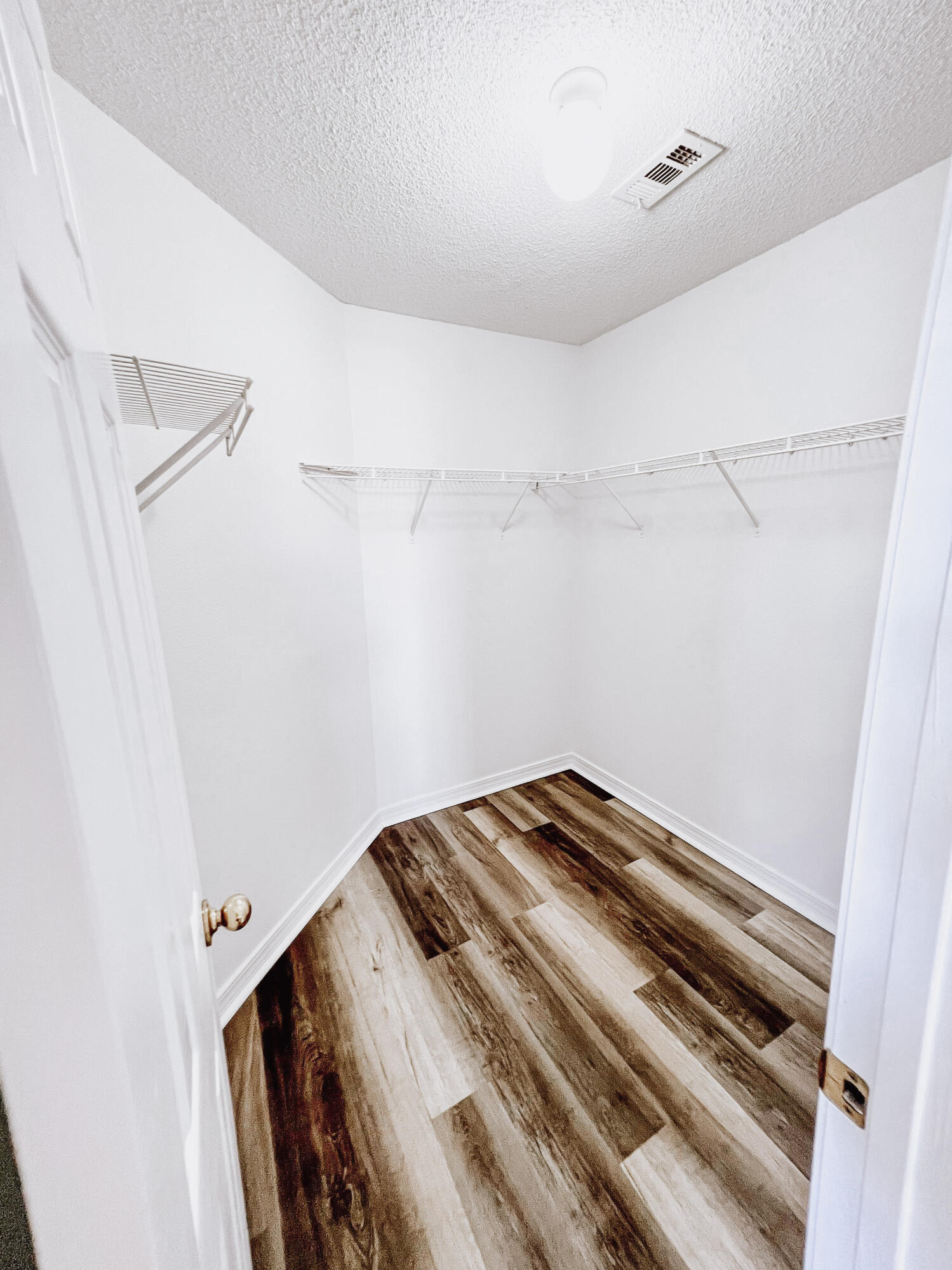 JAIMEE'S RIDGE - Residential