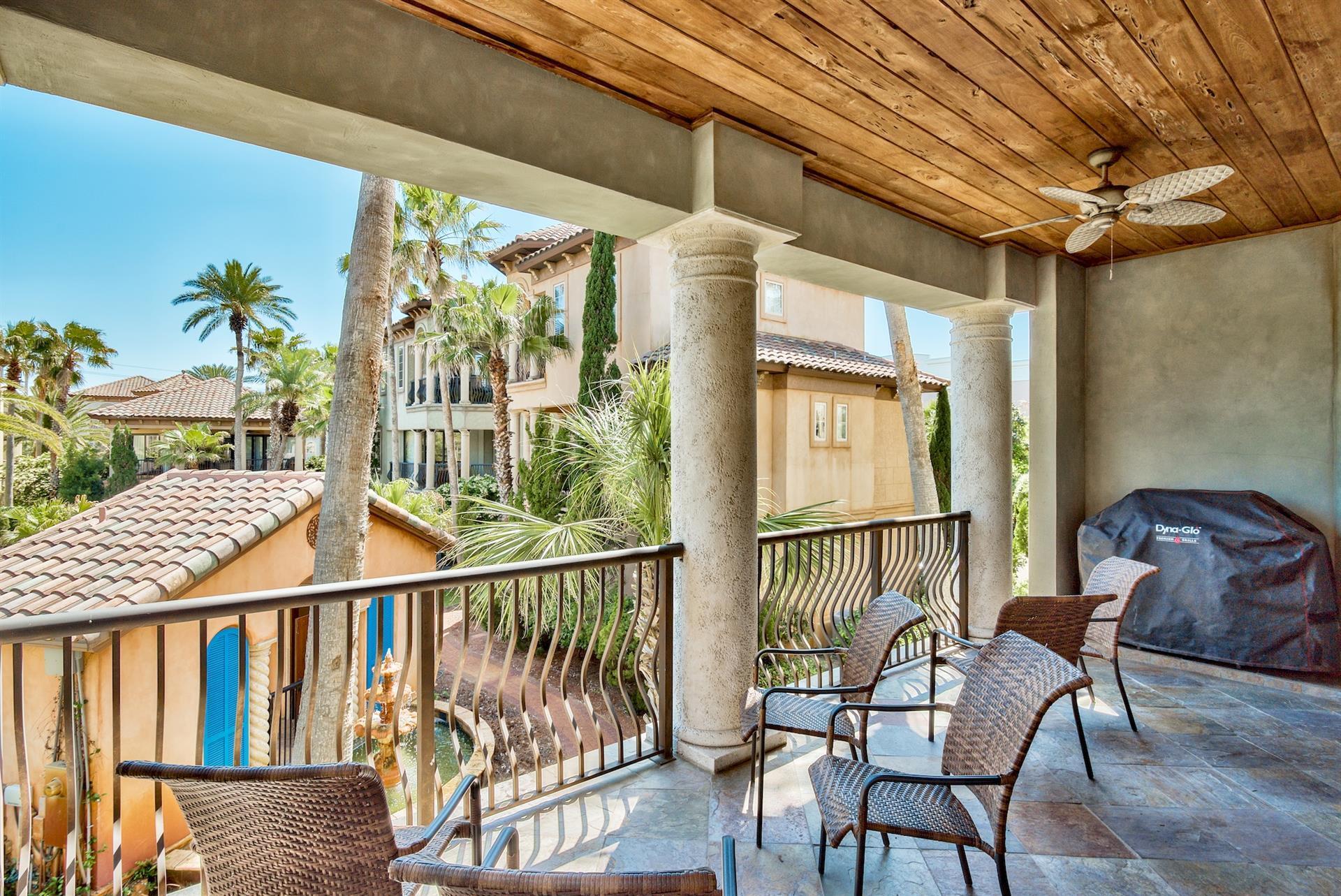 ST TROPEZ - Residential