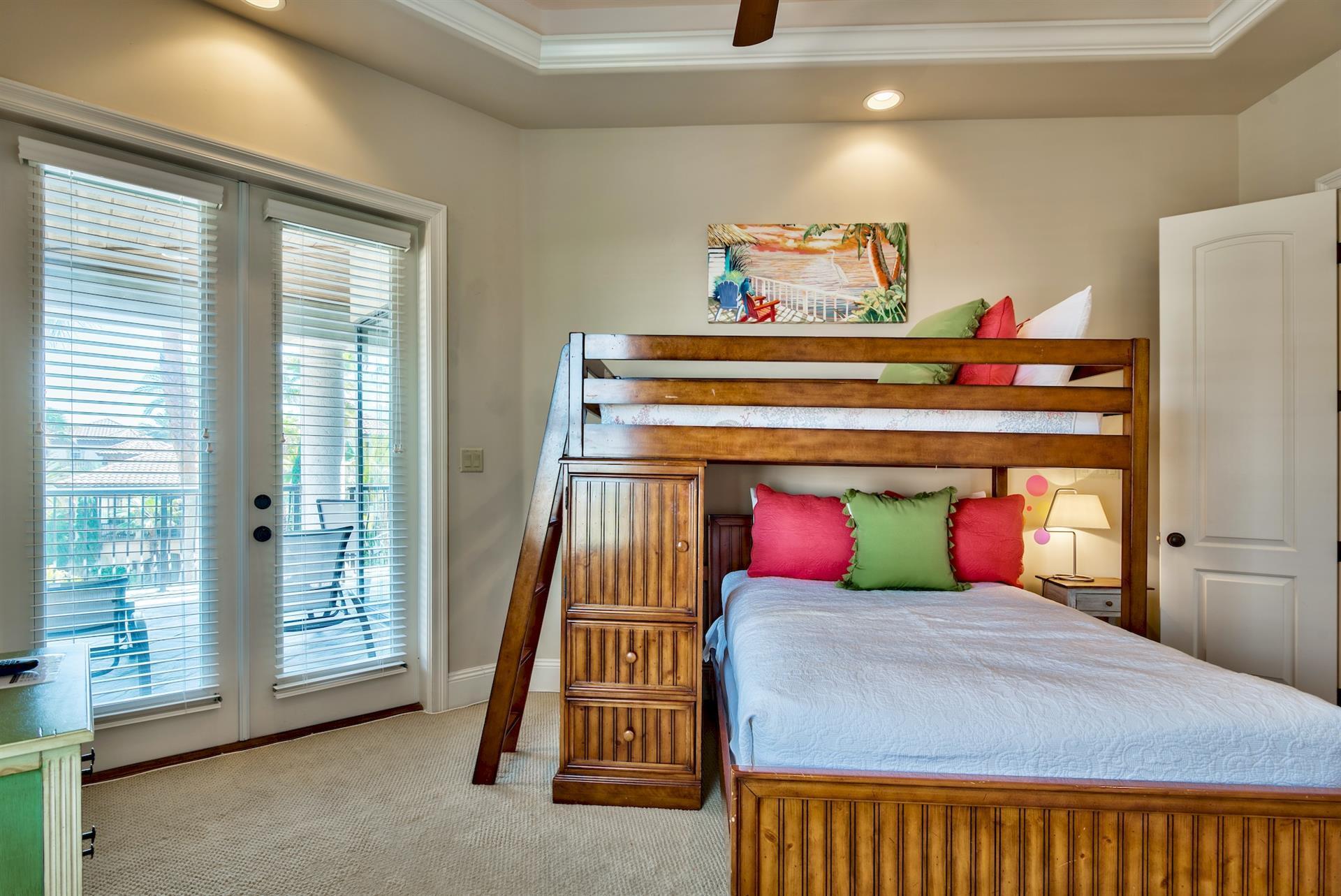 ST TROPEZ - Residential