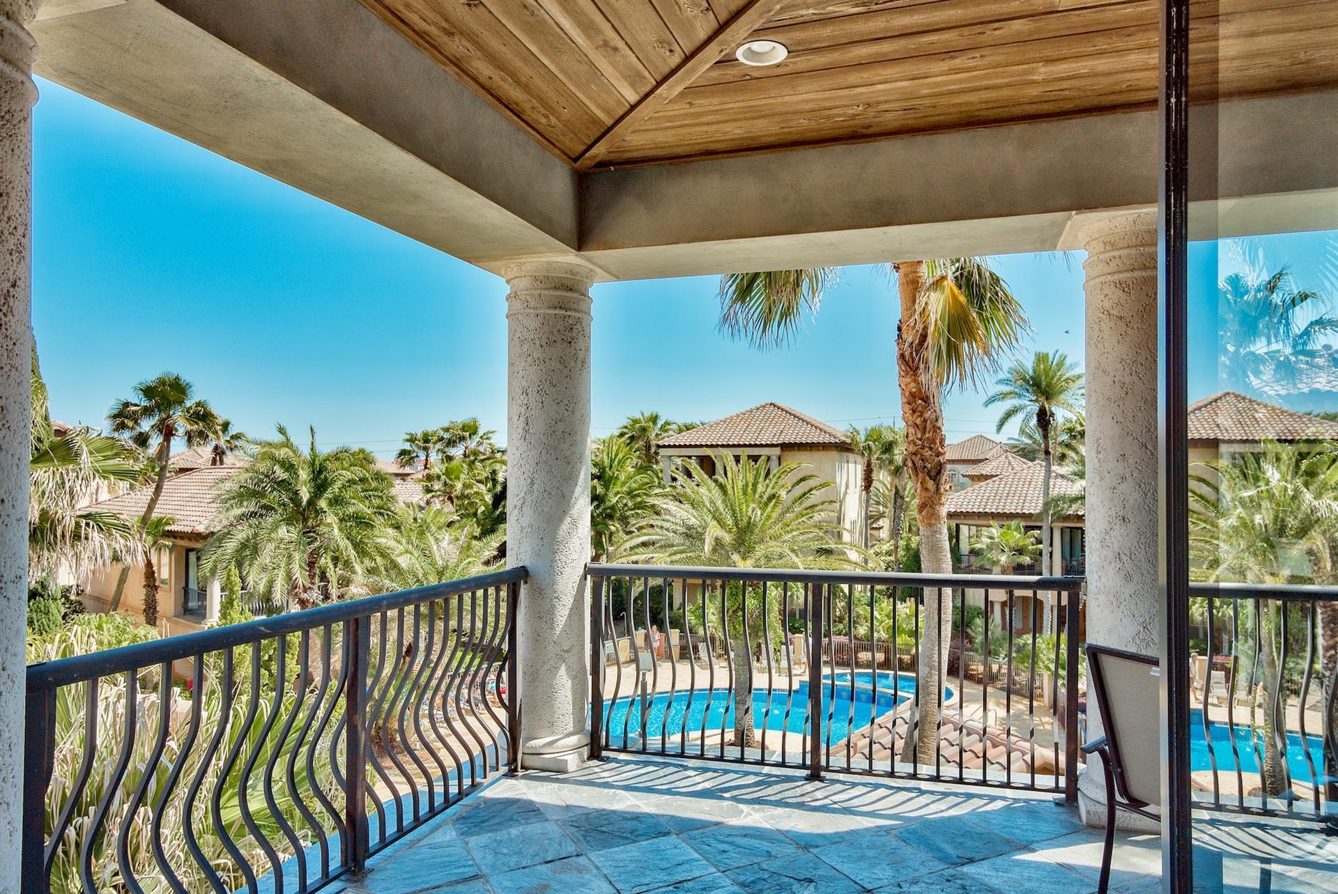 ST TROPEZ - Residential