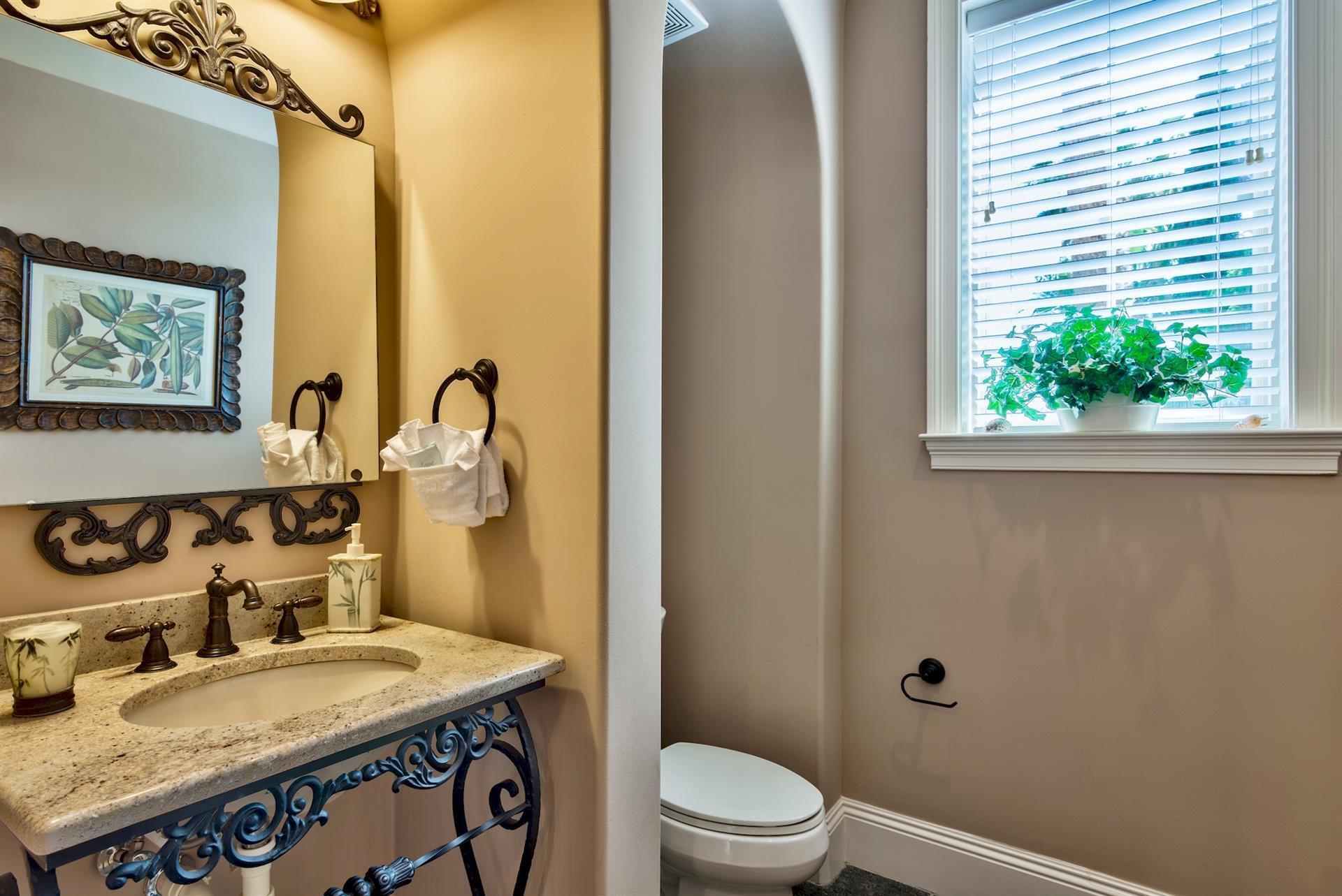 ST TROPEZ - Residential