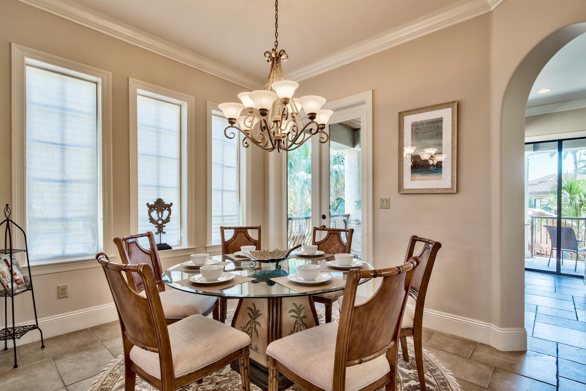 ST TROPEZ - Residential