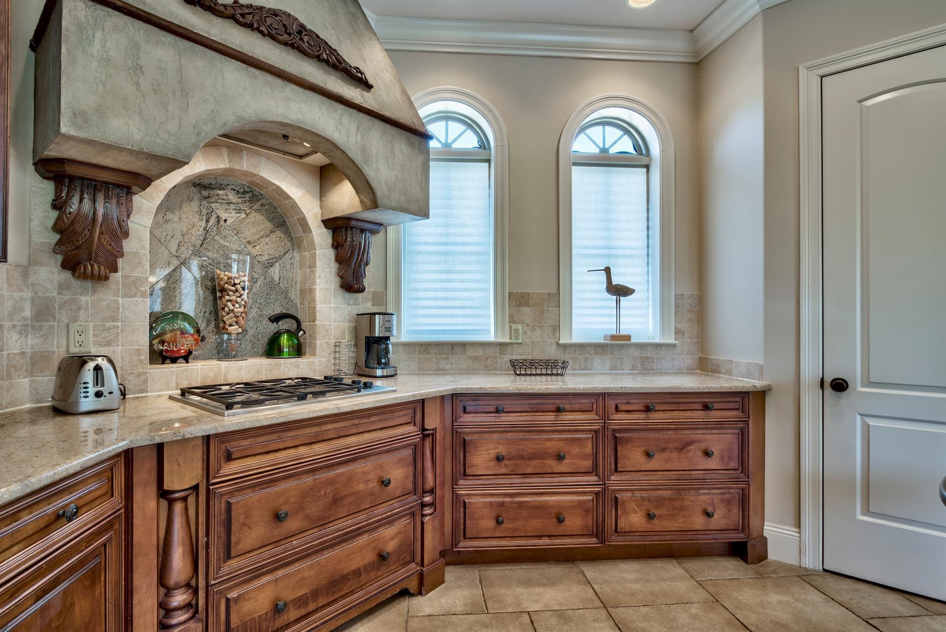 ST TROPEZ - Residential