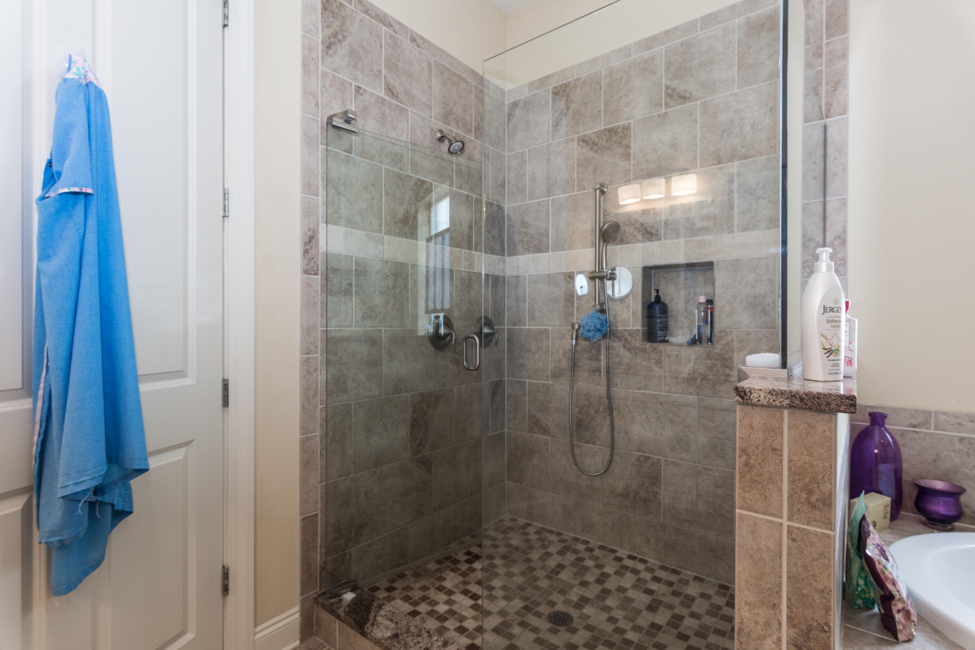 WINDSWEPT ESTATES - Residential