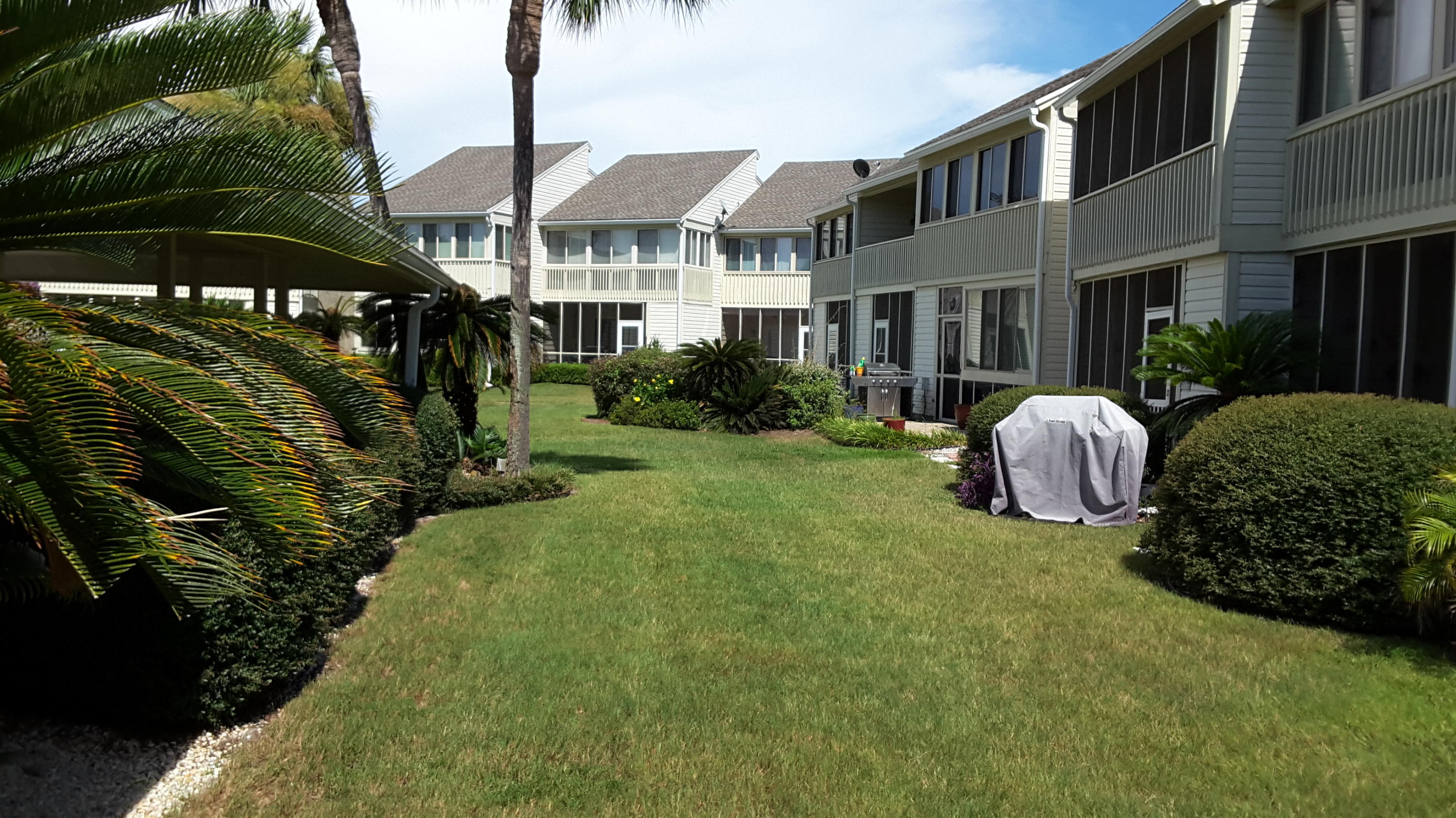 MISTY COVE T/H PH 1 - Residential