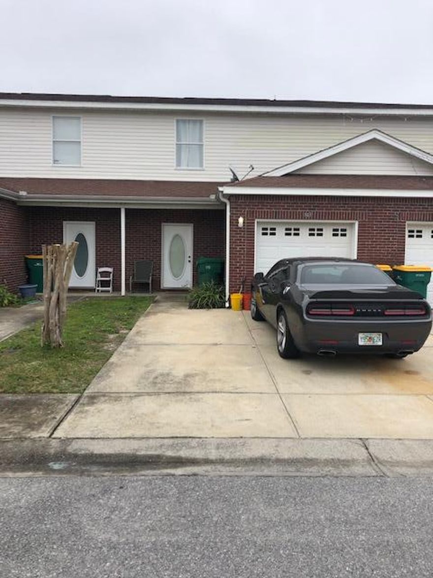Attention all investors and first time home buyers this home is a pearl in central Destin located conveniently close to the beaches and easy back road access to avoid heavy traffic on highway 98. Don't delay! This home will sell quick!