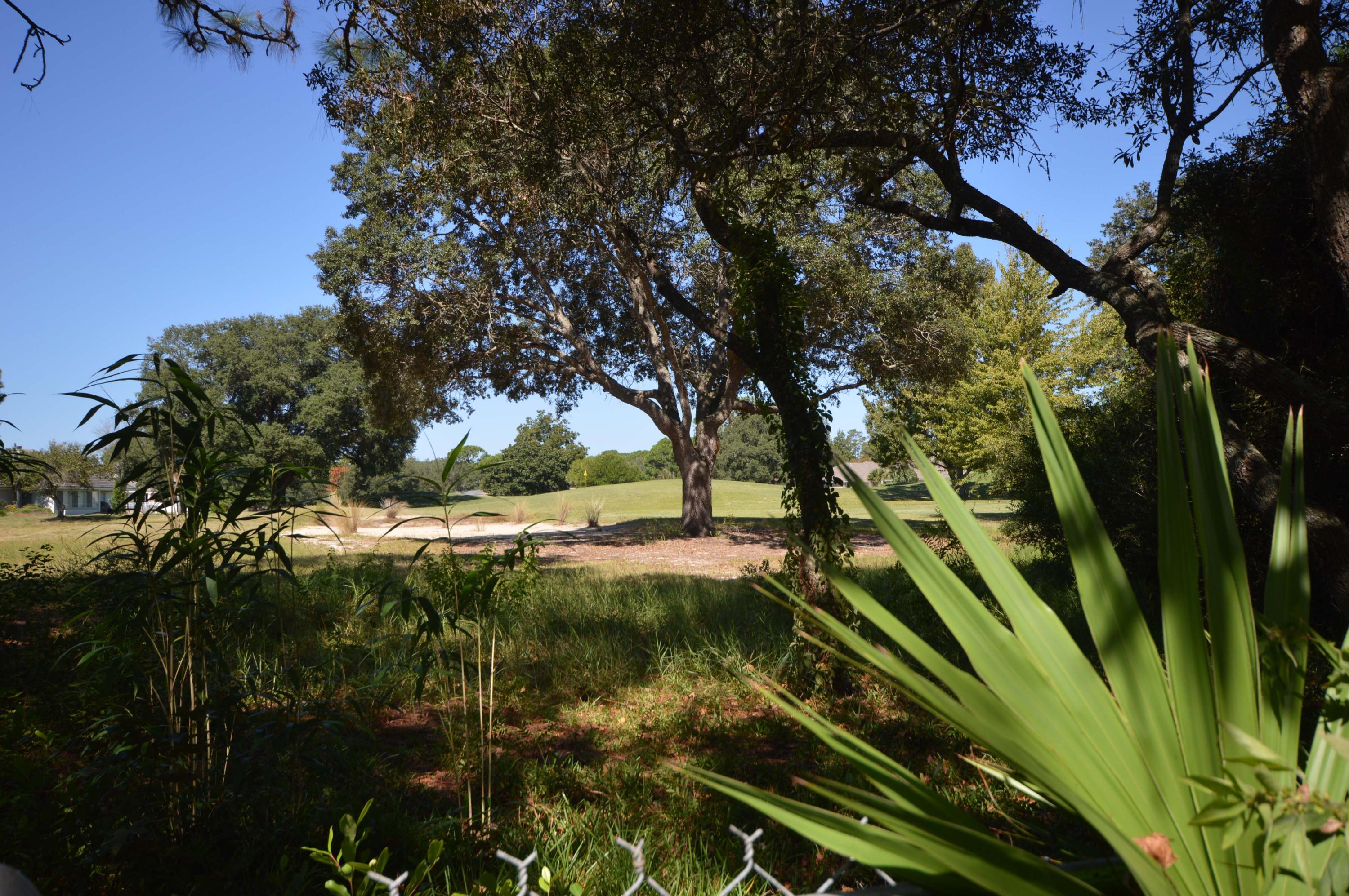 LAKE LORRAINE ESTATES - Residential