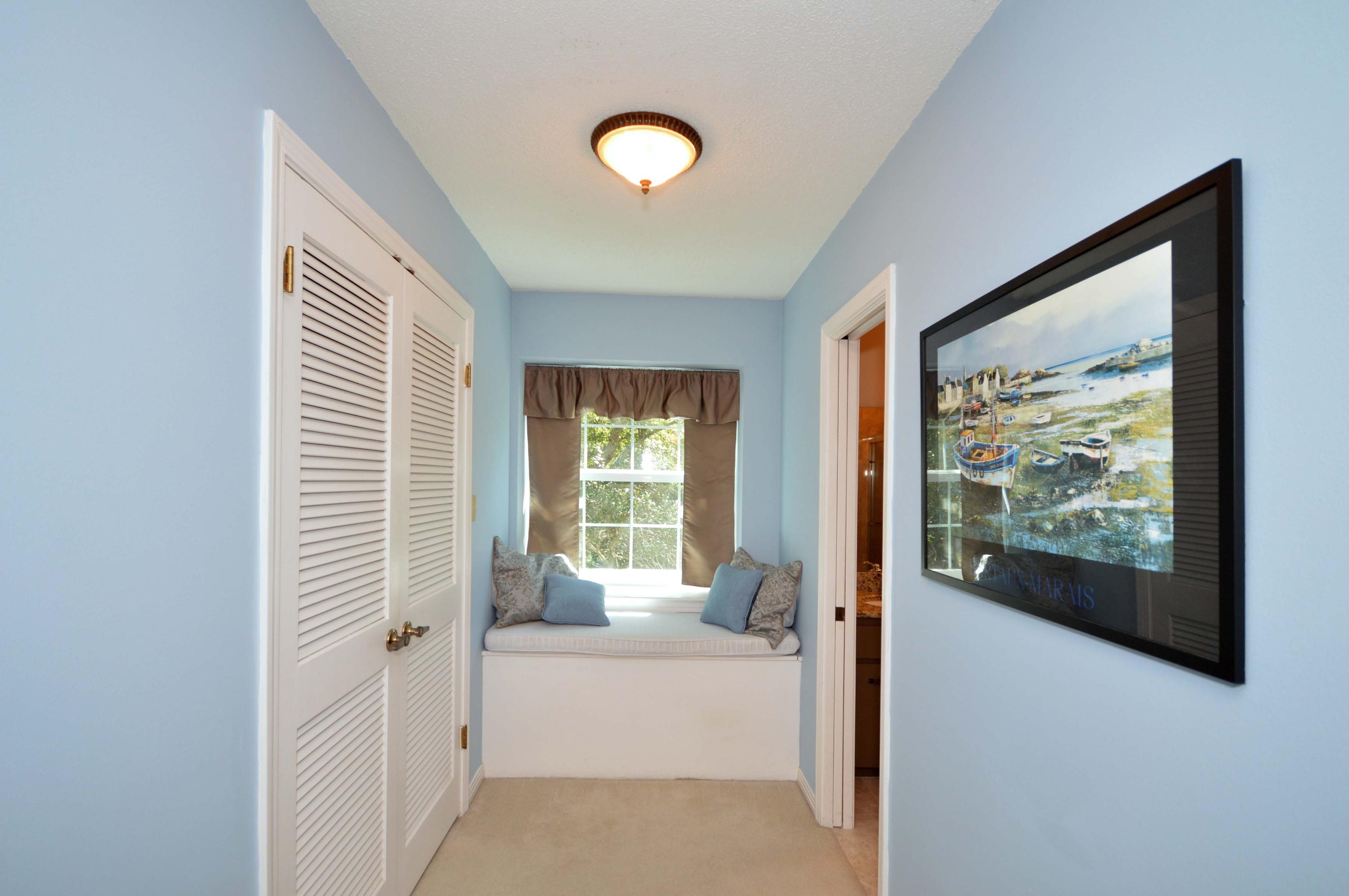 LAKE LORRAINE ESTATES - Residential