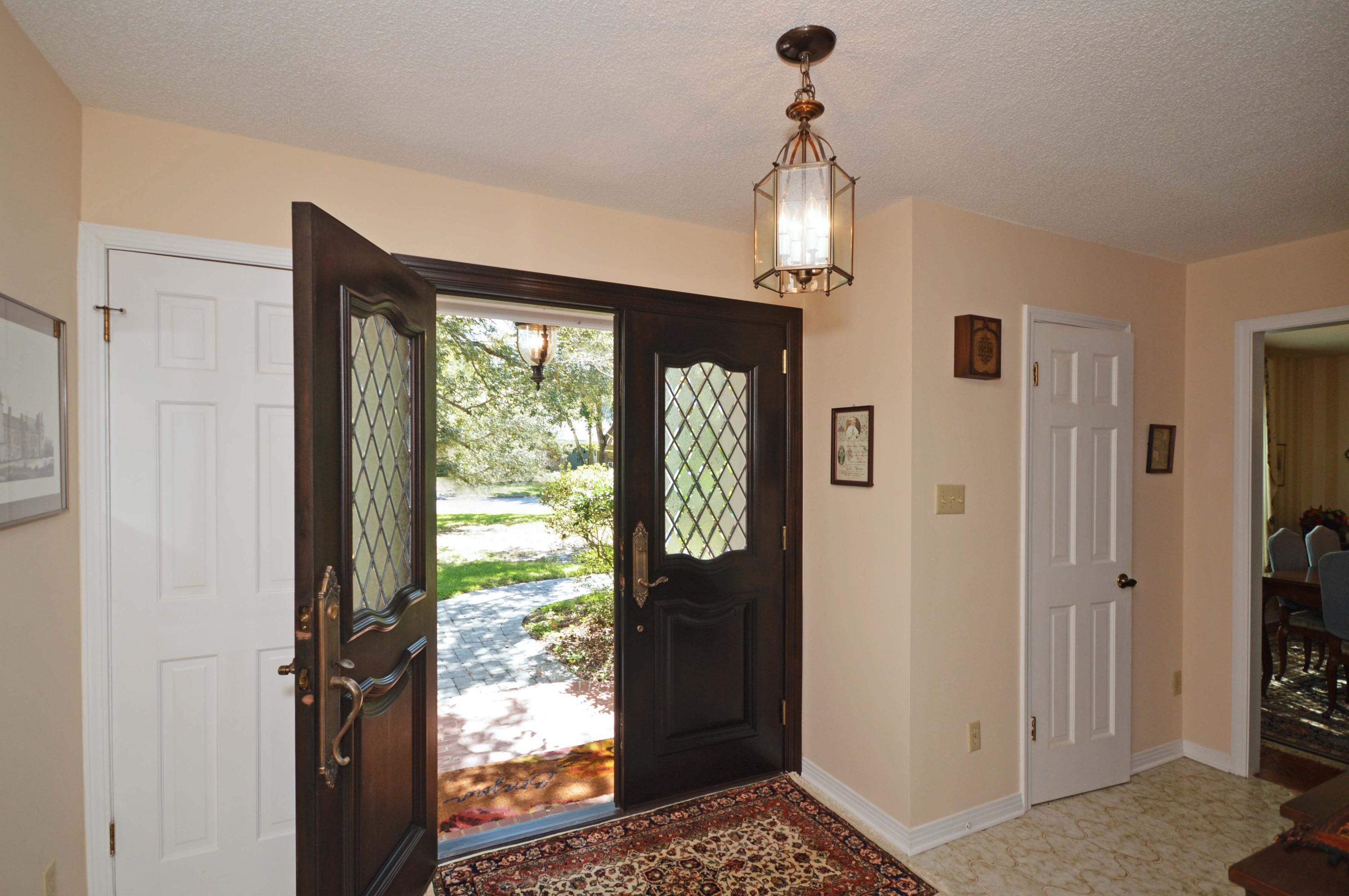 LAKE LORRAINE ESTATES - Residential