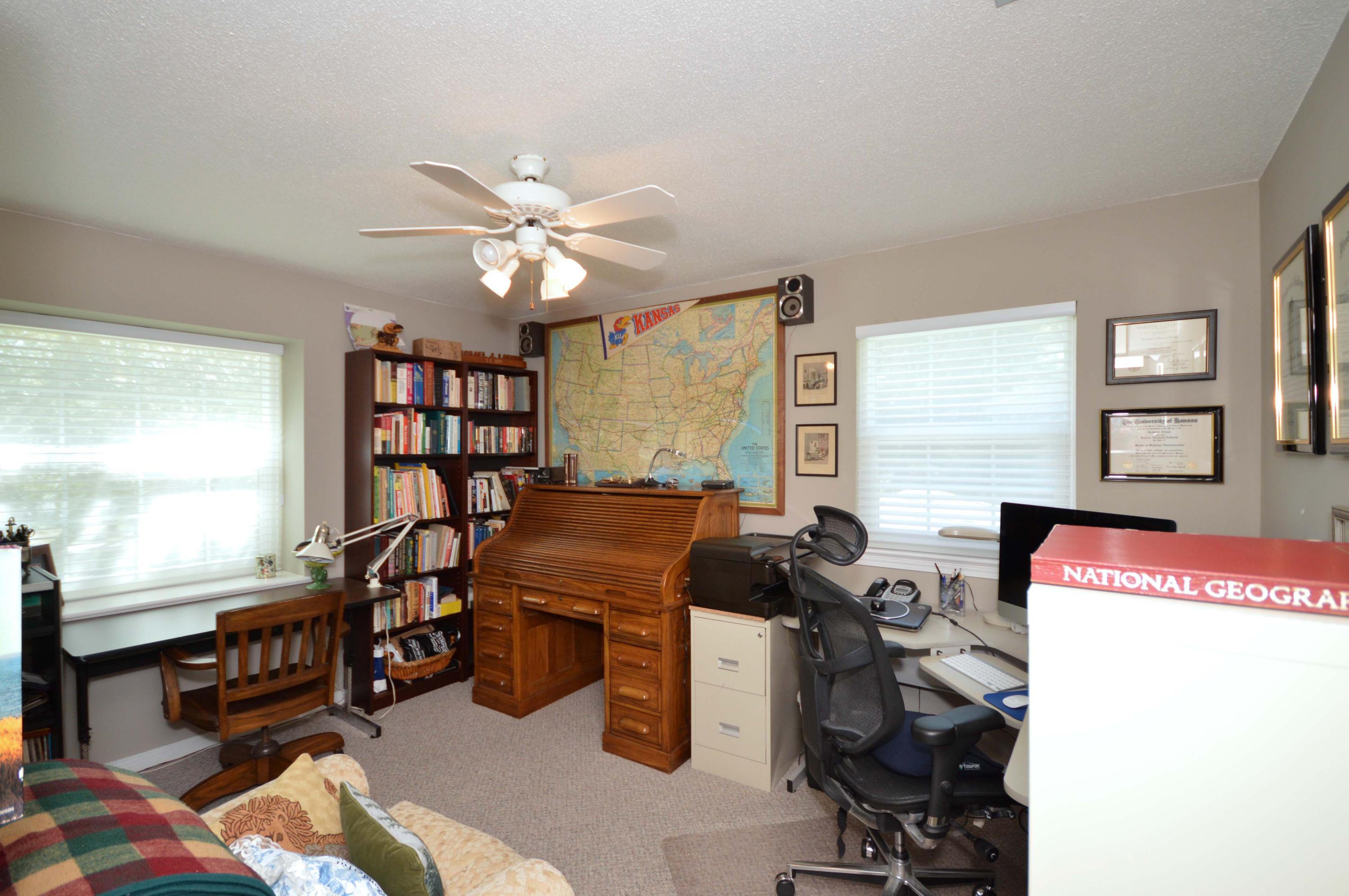 LAKE LORRAINE ESTATES - Residential