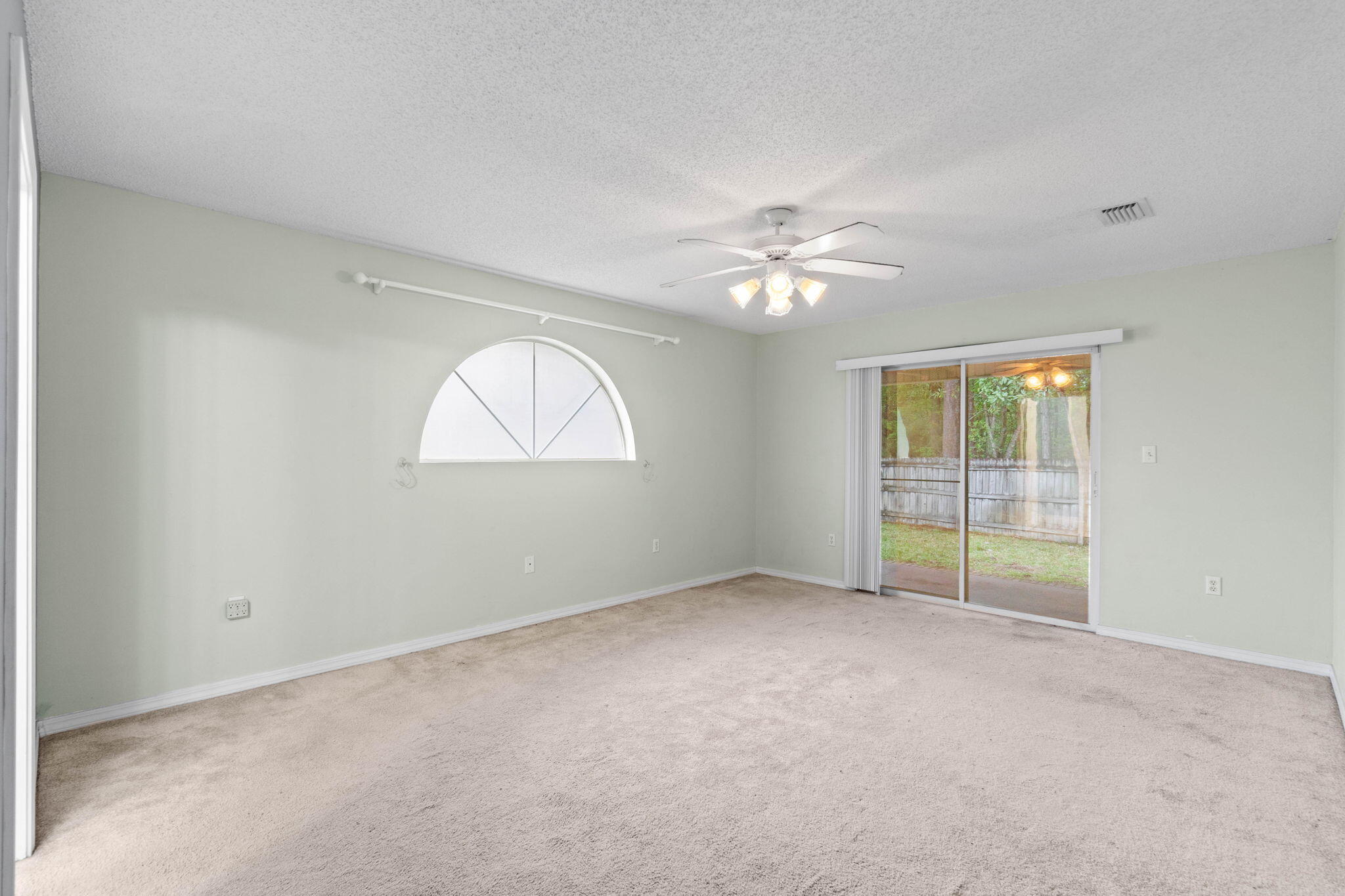 EMERALD VILLAGE S/D - Residential Lease