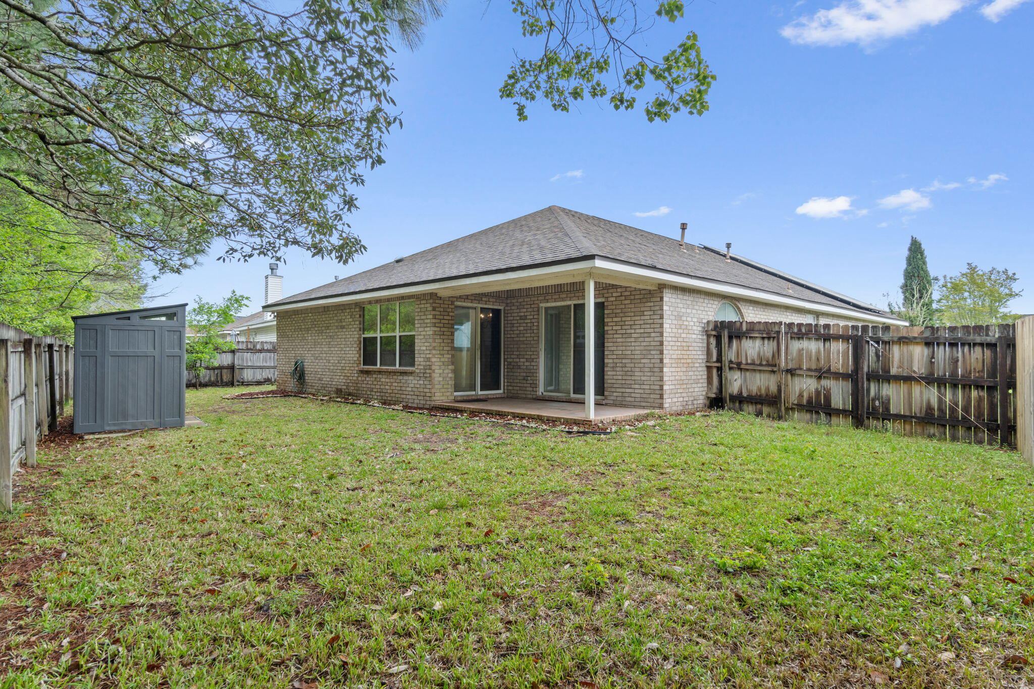 EMERALD VILLAGE S/D - Residential Lease