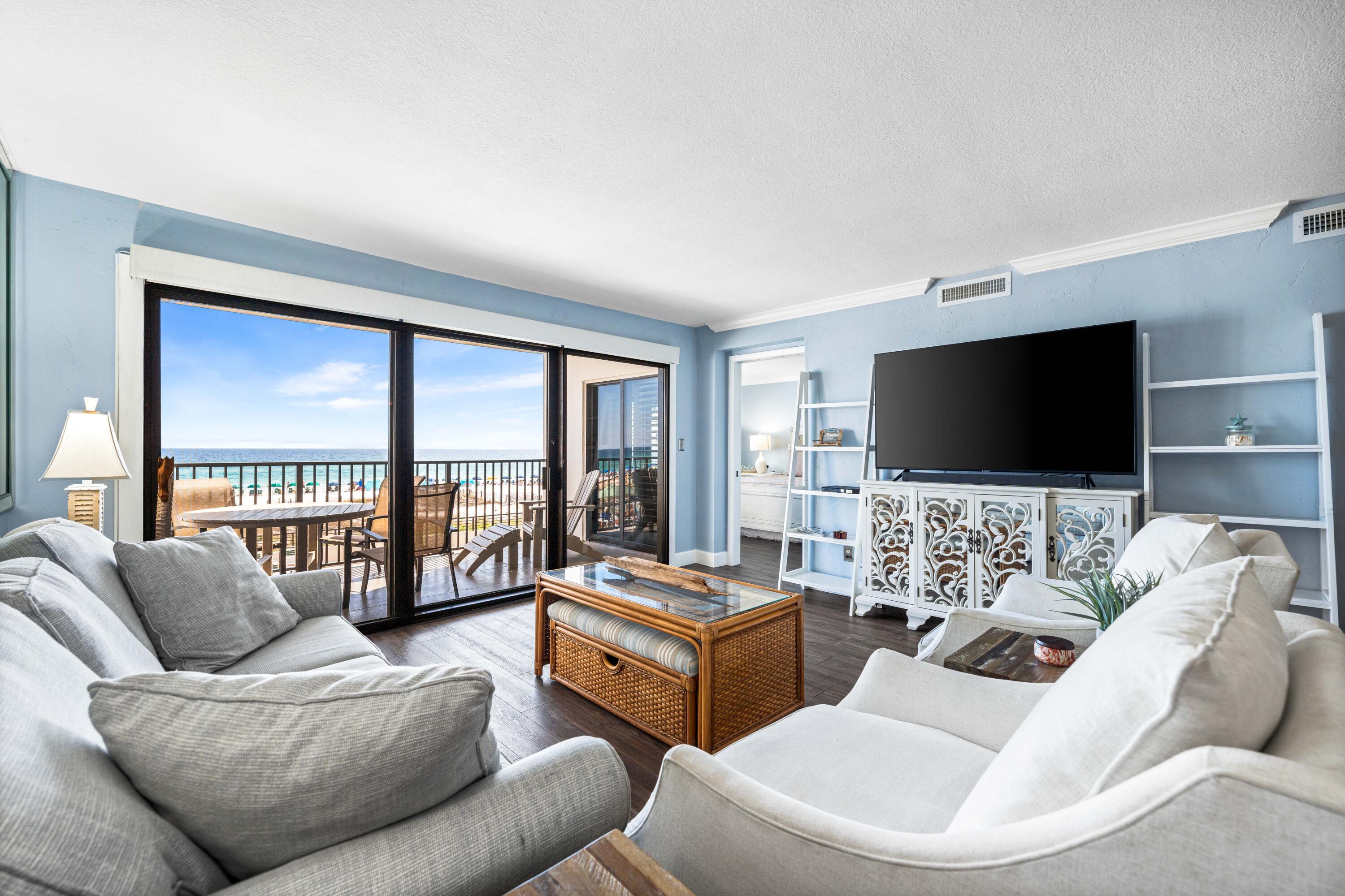 Emerald Towers Condiminium - Residential