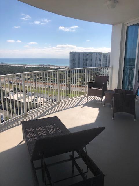 THE PALMS OF DESTIN - Residential Lease