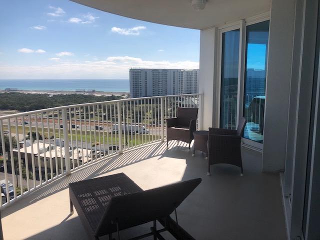 THE PALMS OF DESTIN - Residential Lease