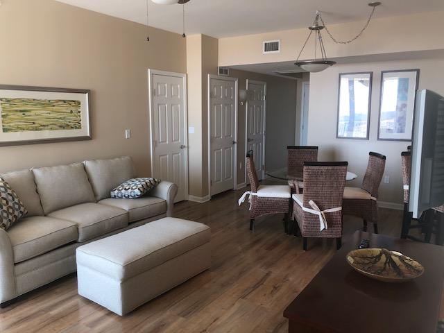 THE PALMS OF DESTIN - Residential Lease