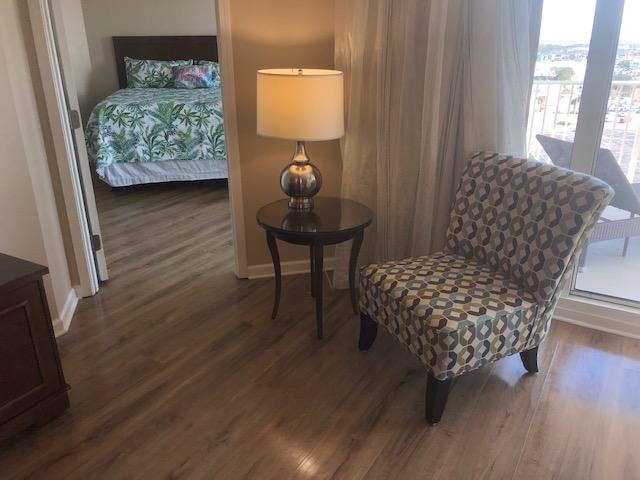 THE PALMS OF DESTIN - Residential Lease