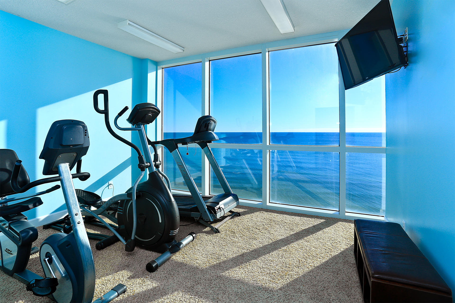 TROPIC WINDS - Residential